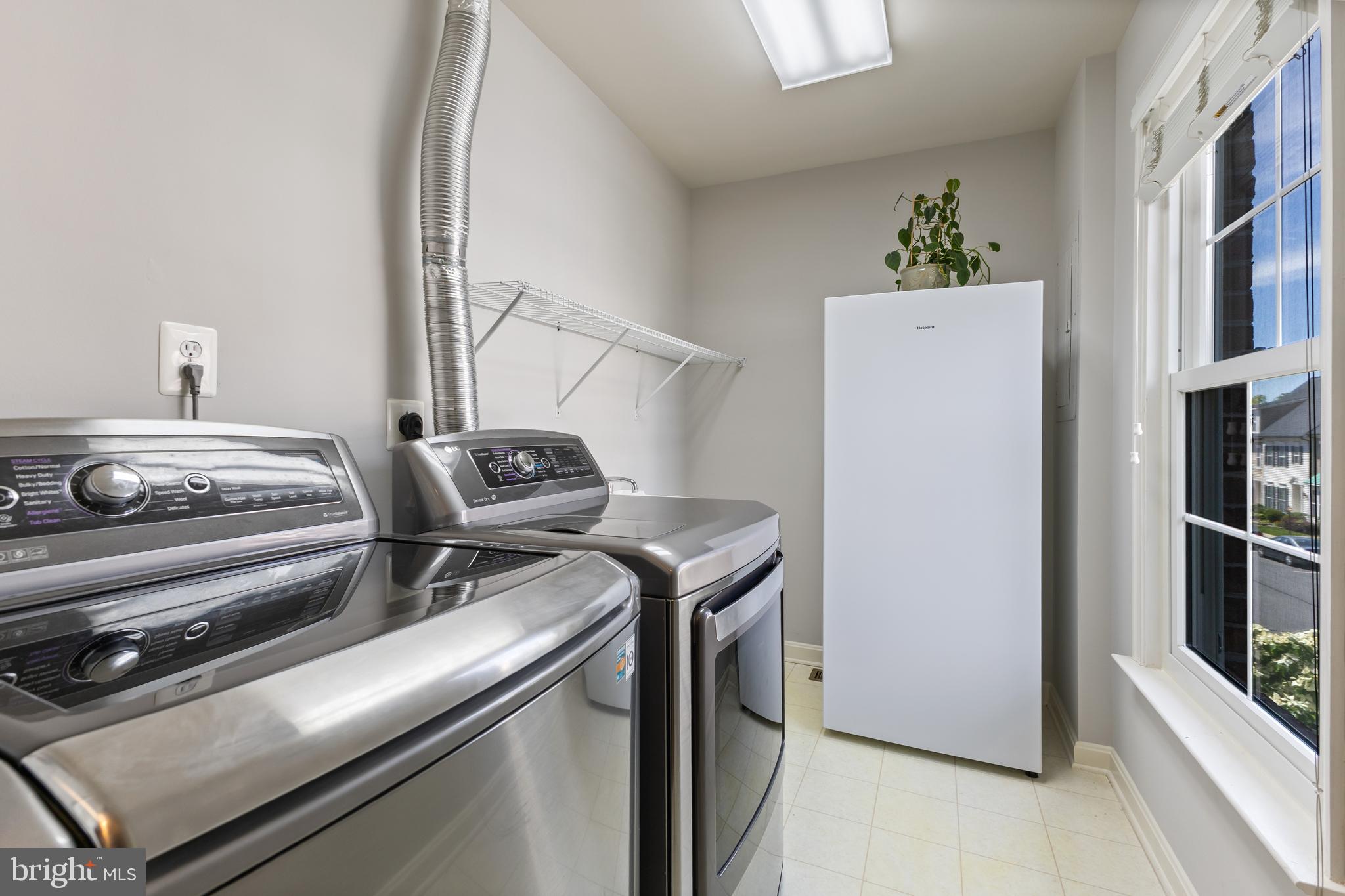 9146 RIBBON FALLS LOOP