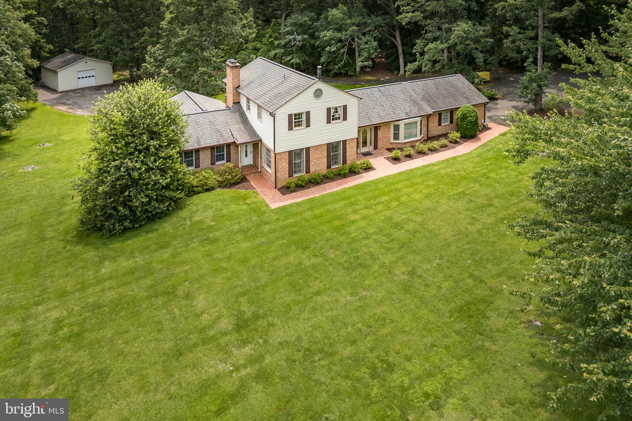 3809 RUSSELL ROAD