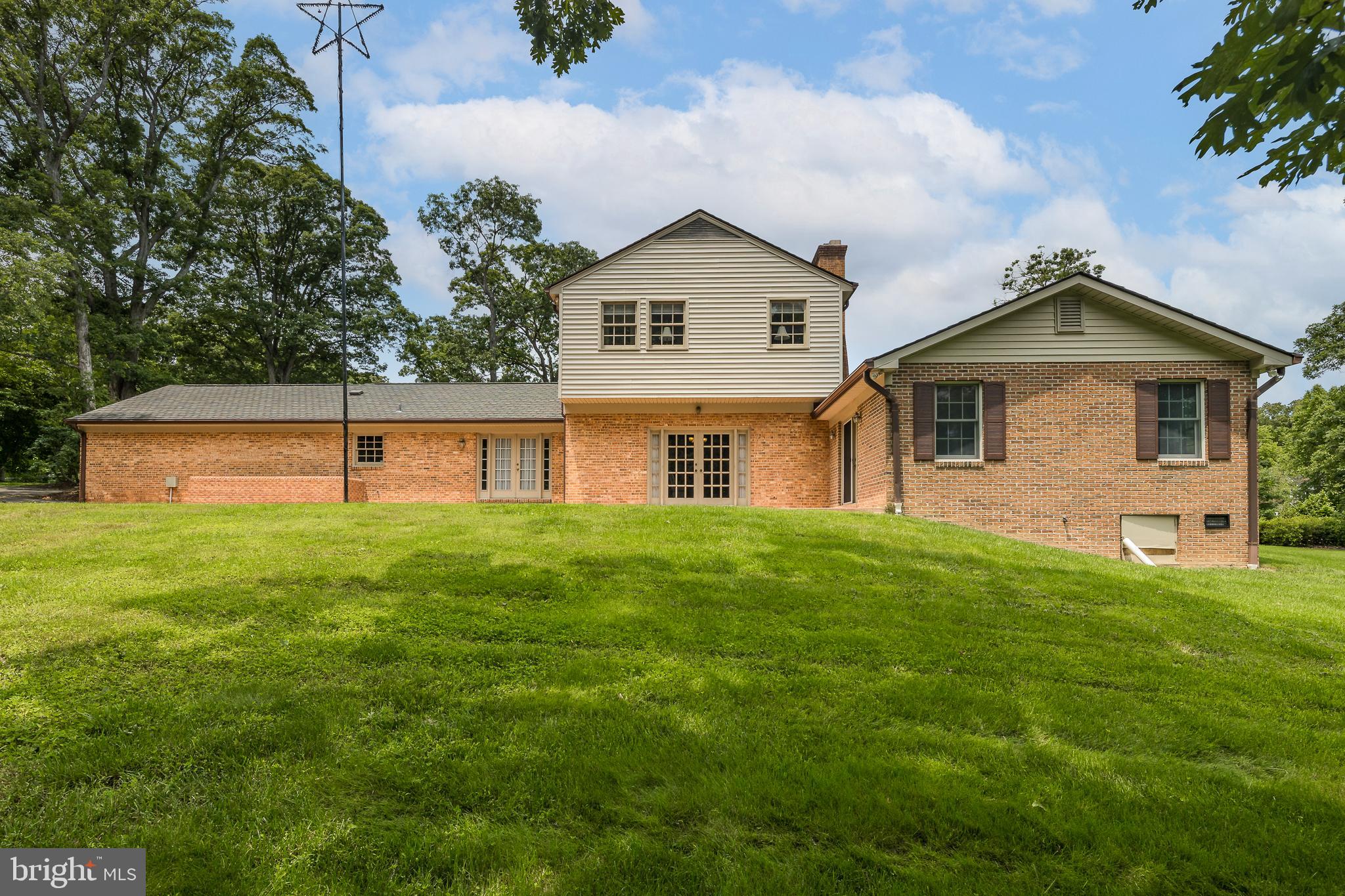 3809 RUSSELL ROAD