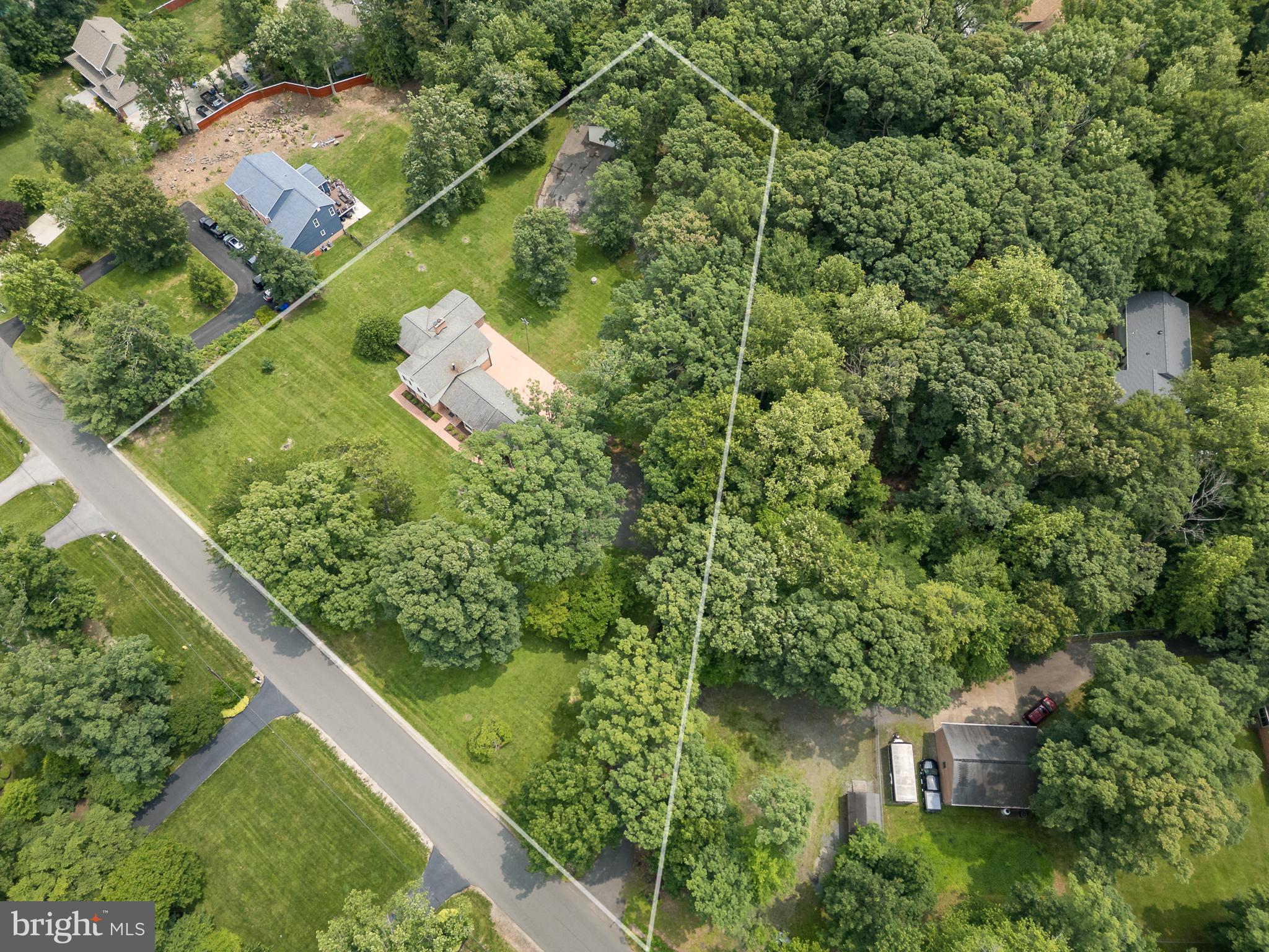 3809 RUSSELL ROAD
