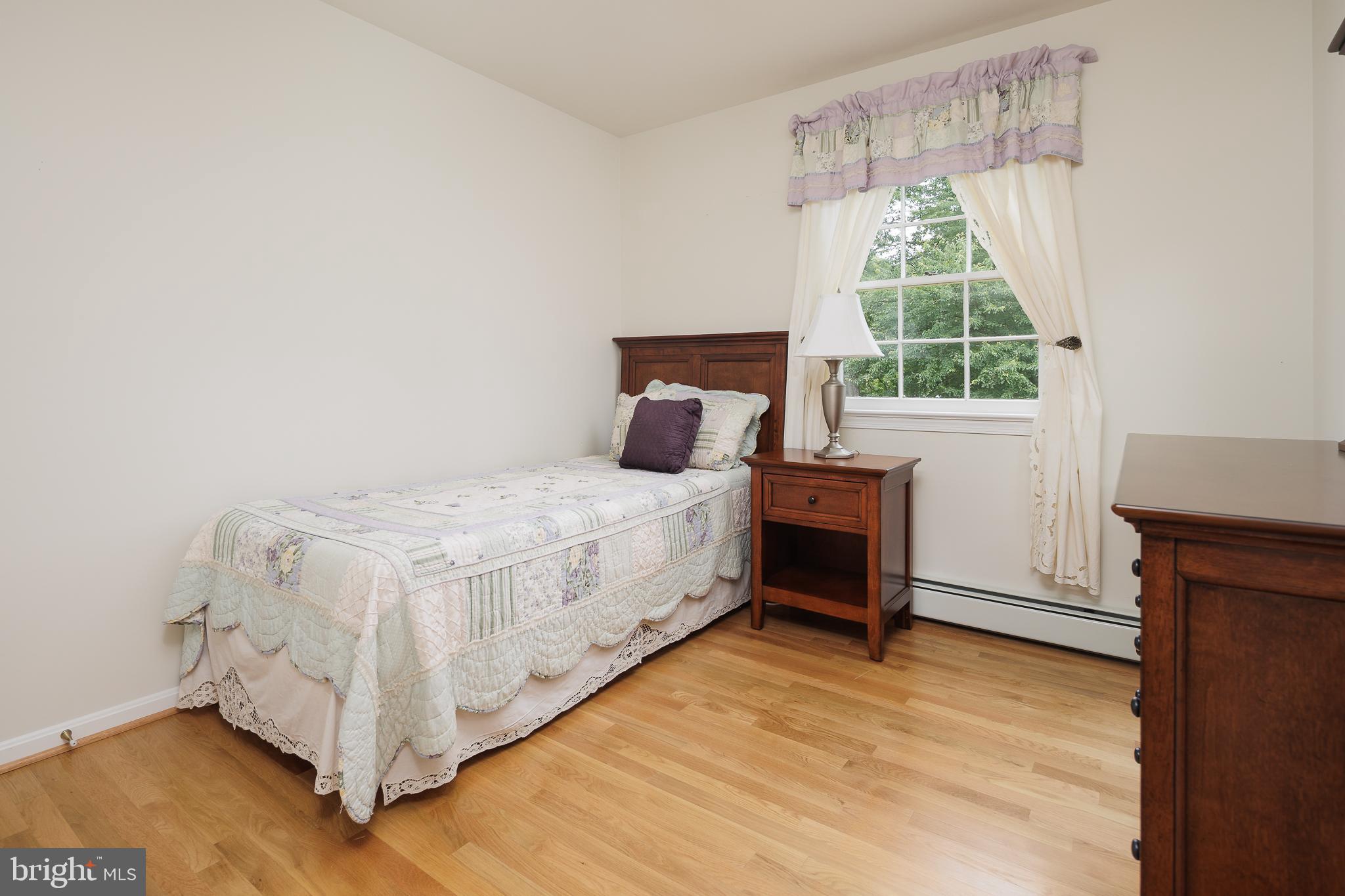3809 RUSSELL ROAD