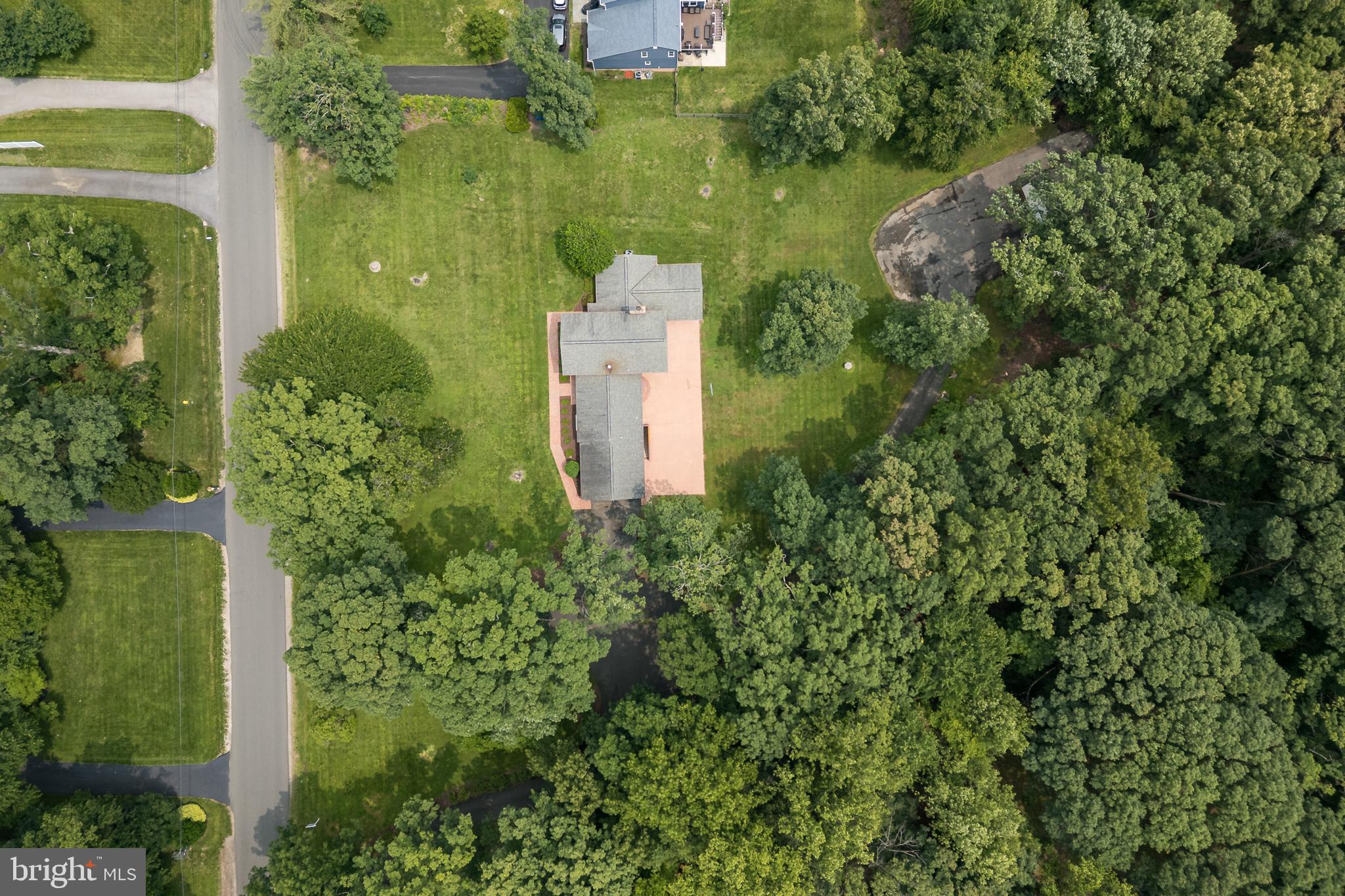 3809 RUSSELL ROAD