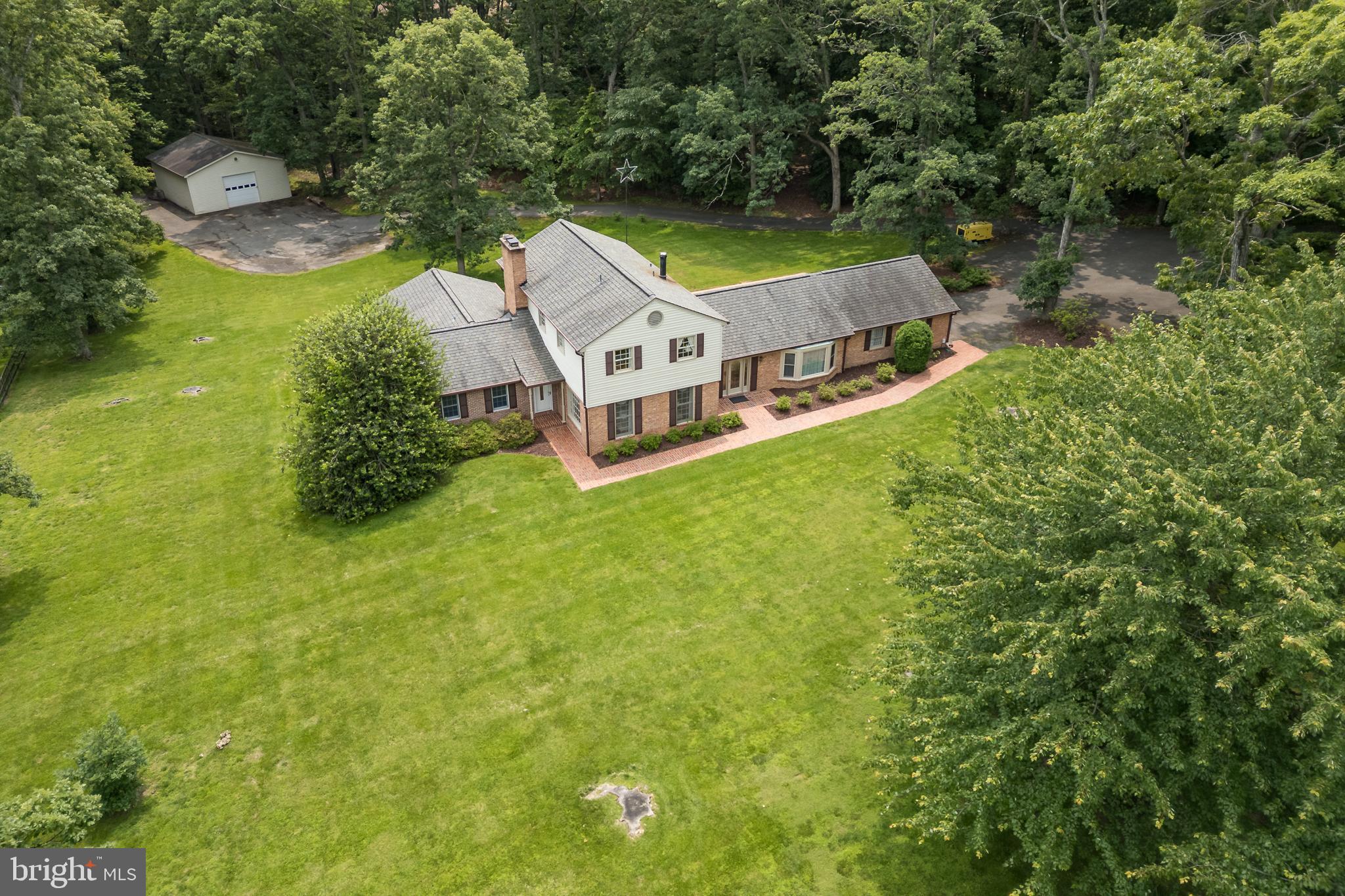 3809 RUSSELL ROAD