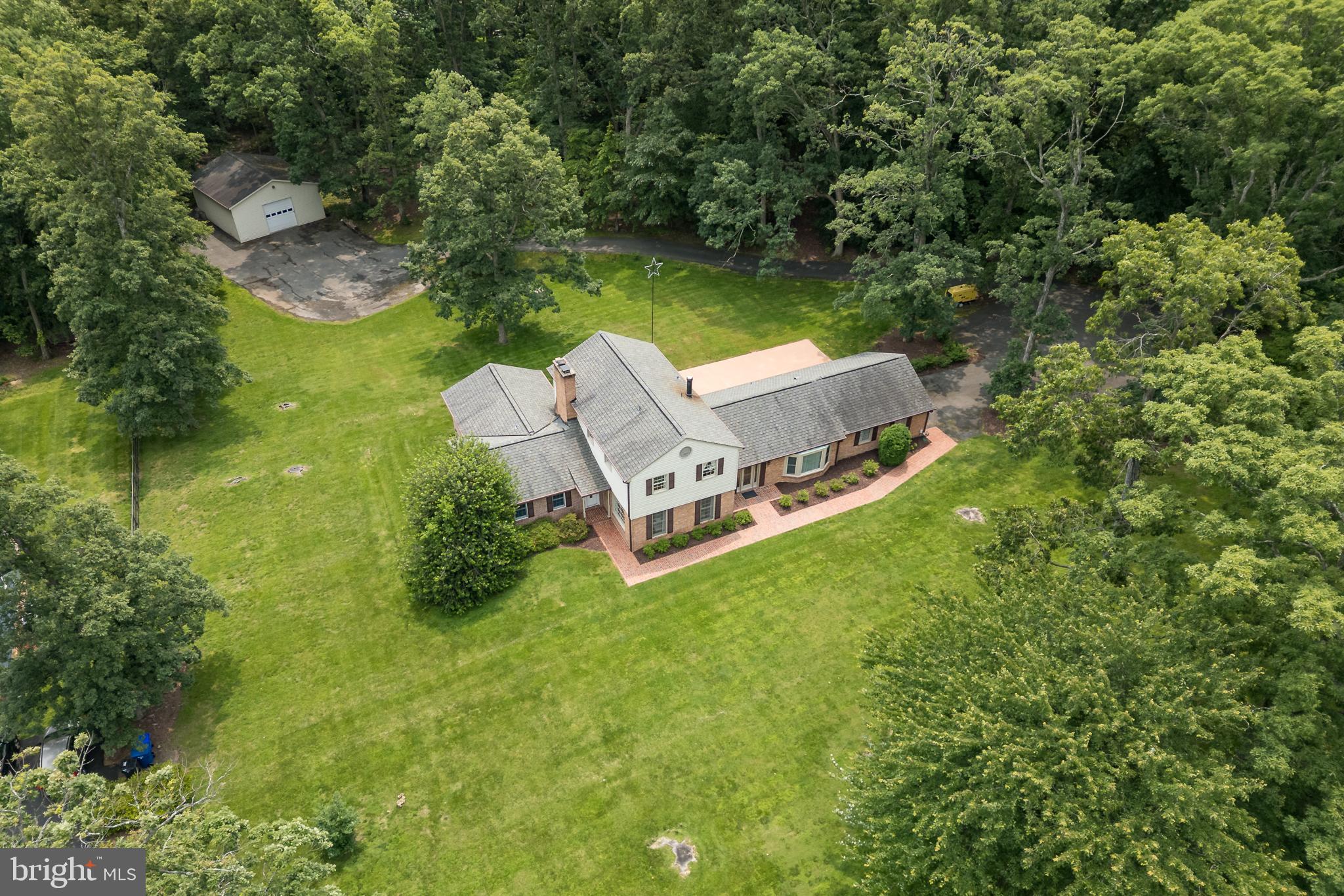 3809 RUSSELL ROAD