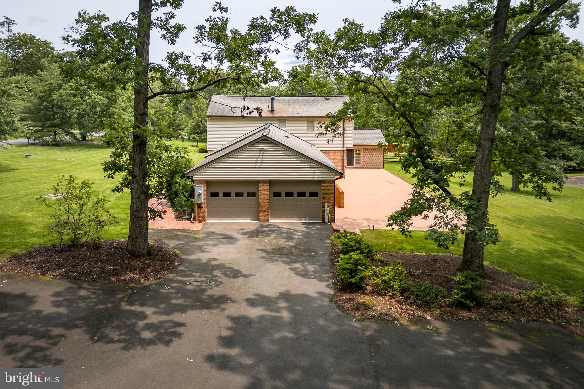 3809 RUSSELL ROAD