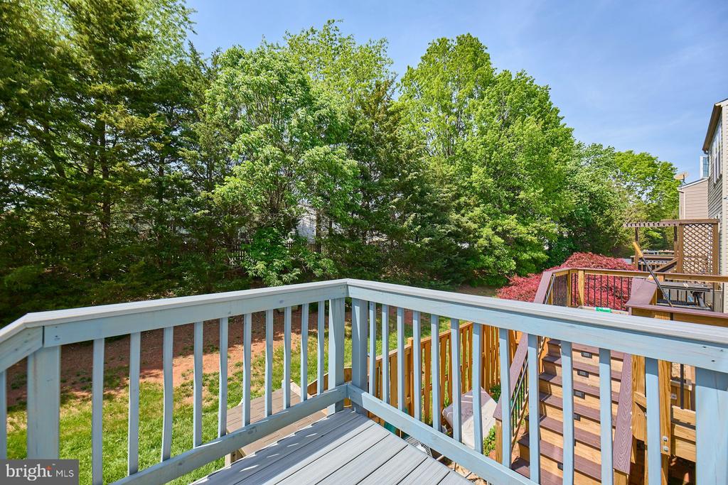6986 MANAHOAC PLACE