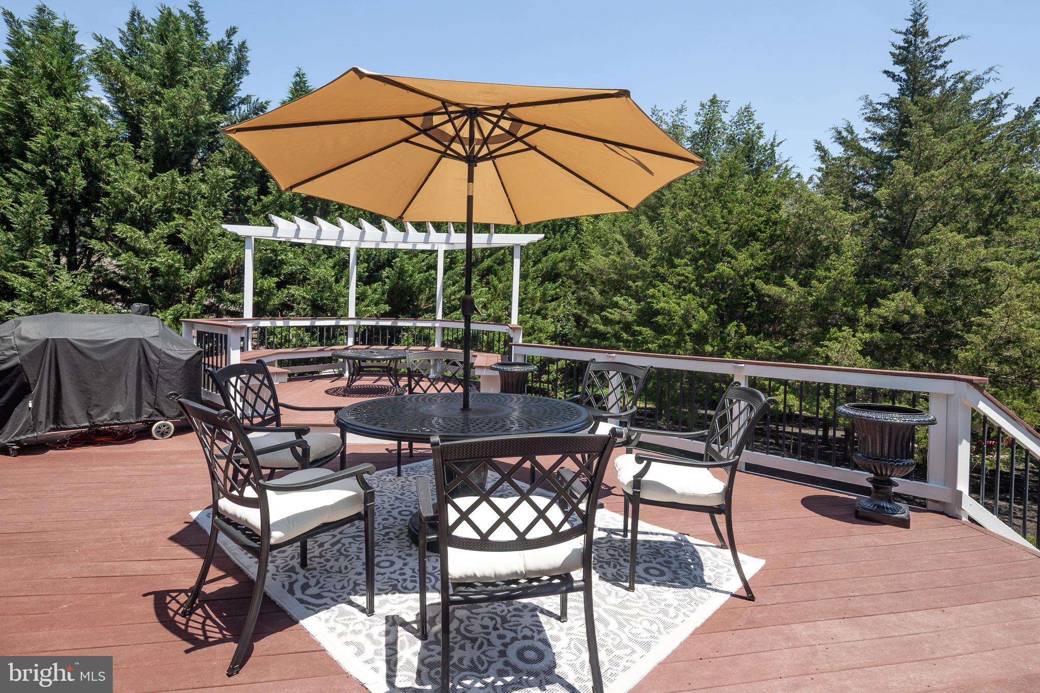 5359 WALKERTON COURT