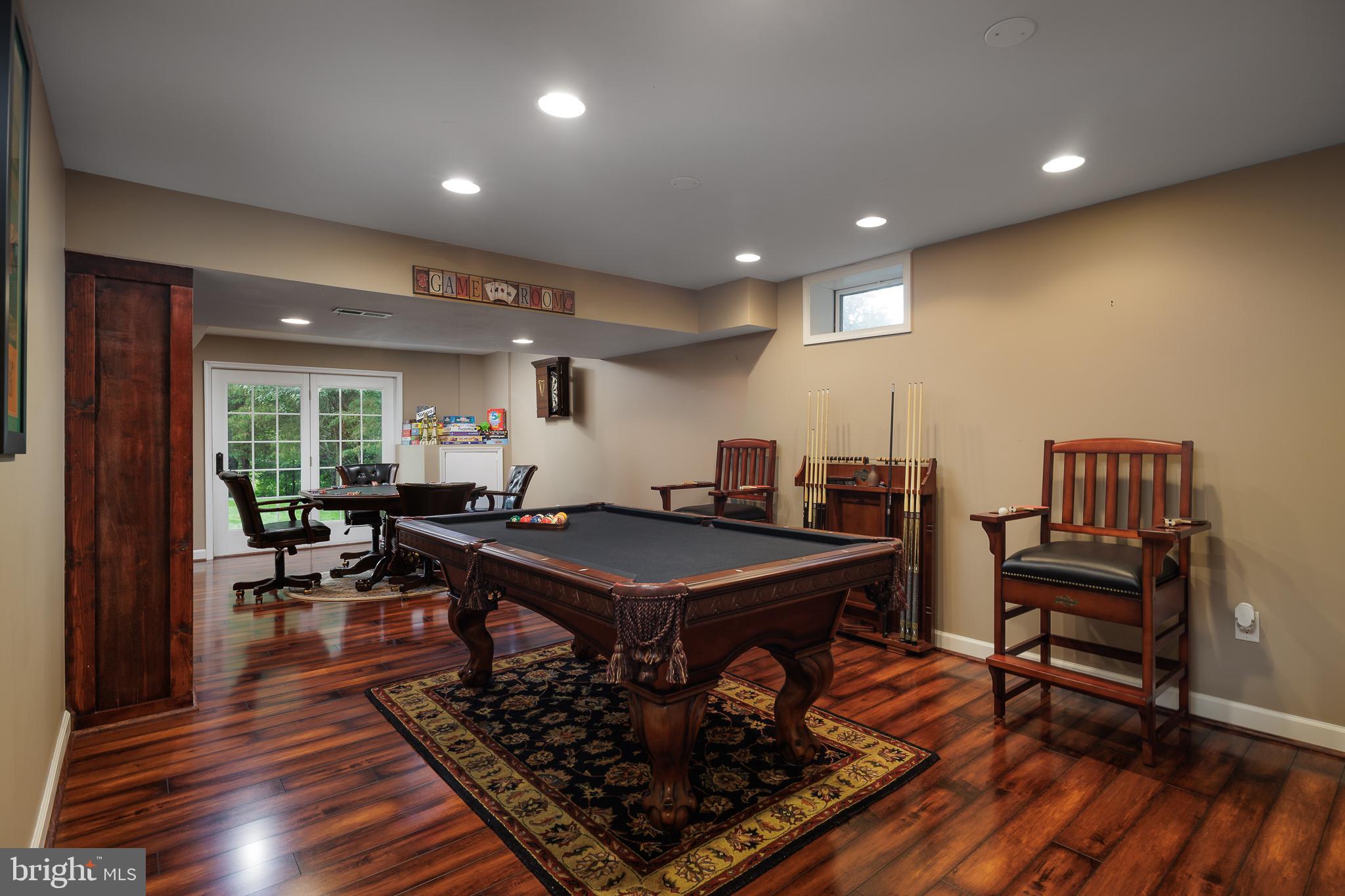 5359 WALKERTON COURT