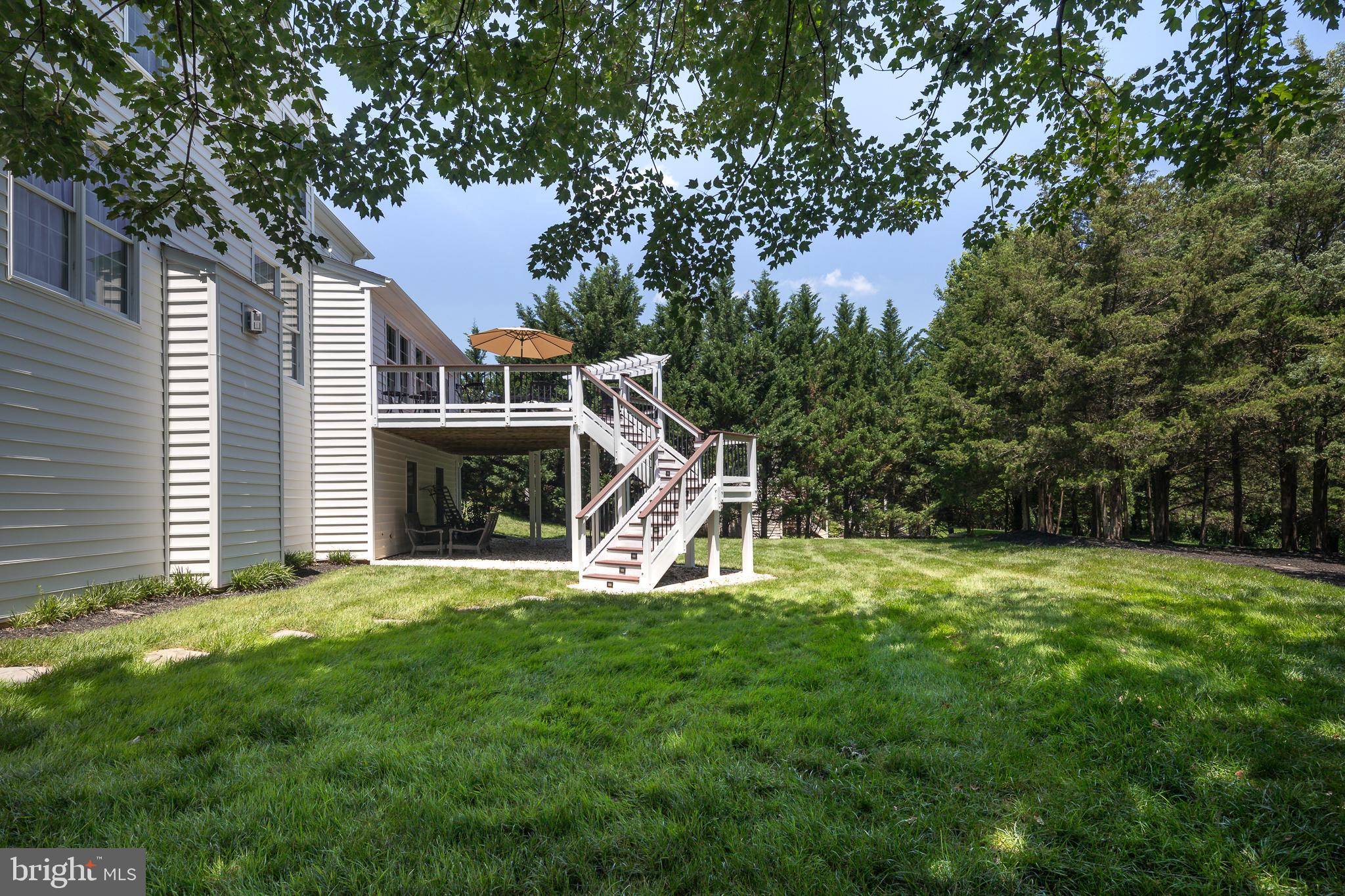 5359 WALKERTON COURT