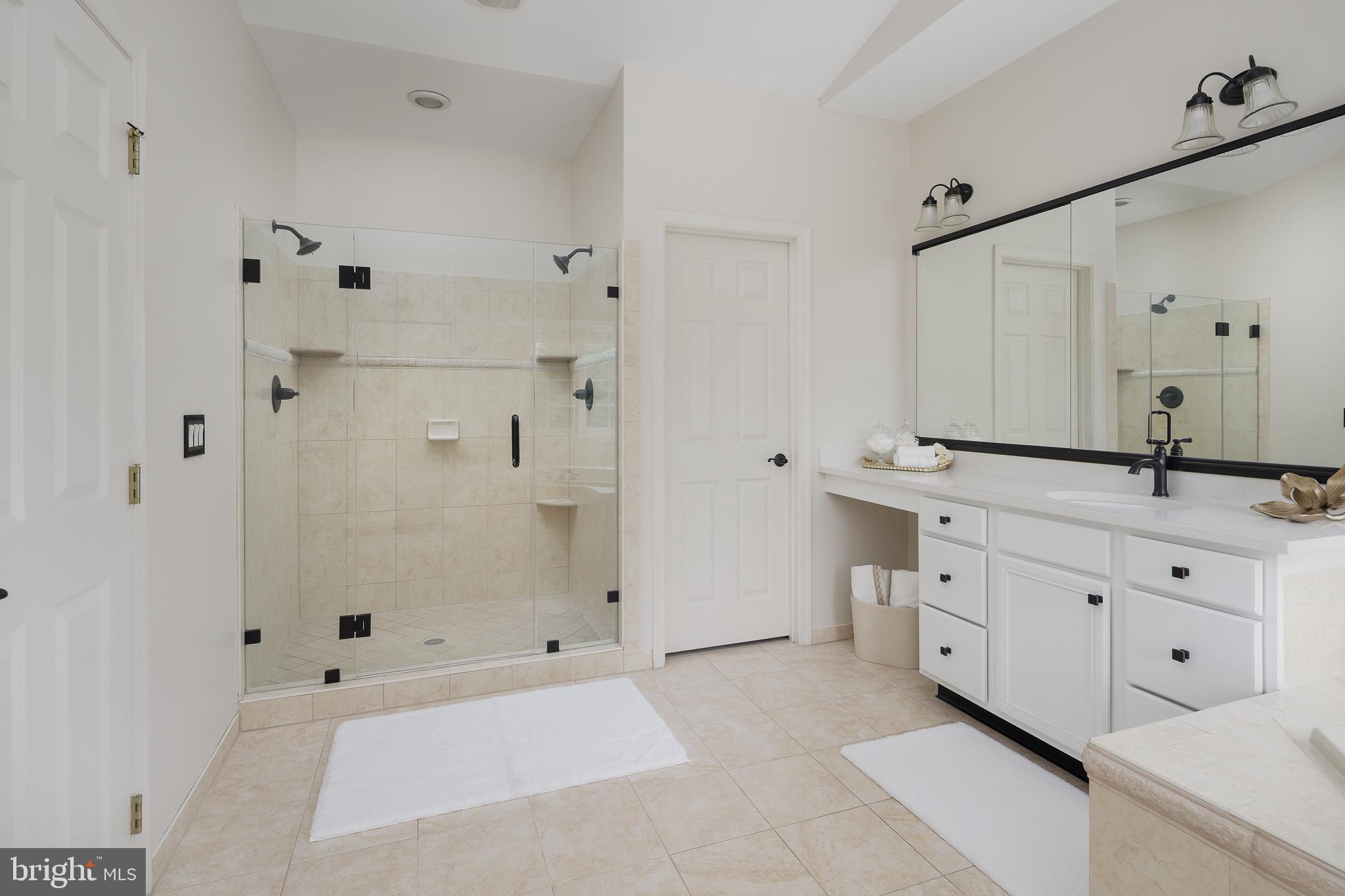 5359 WALKERTON COURT