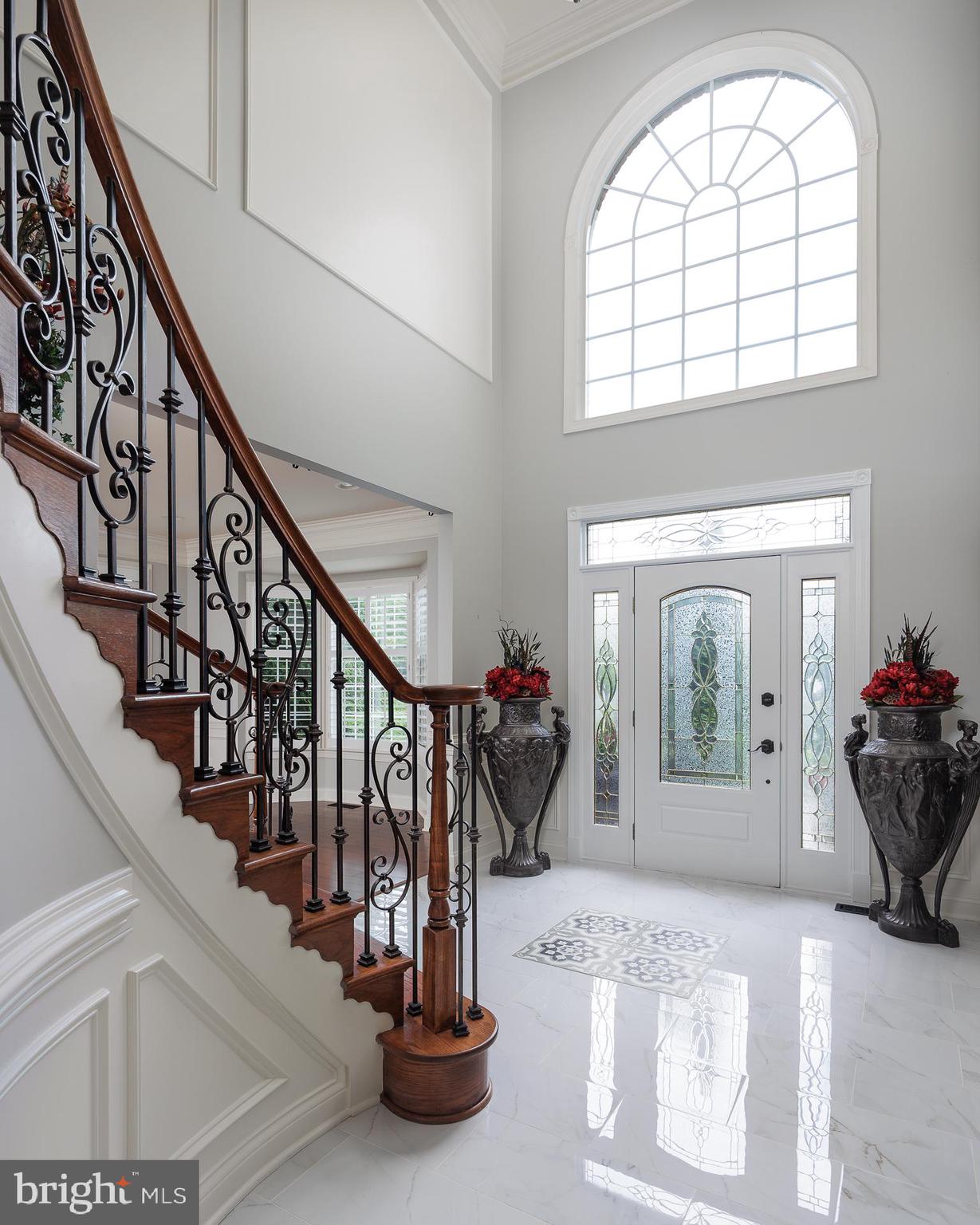 5359 WALKERTON COURT