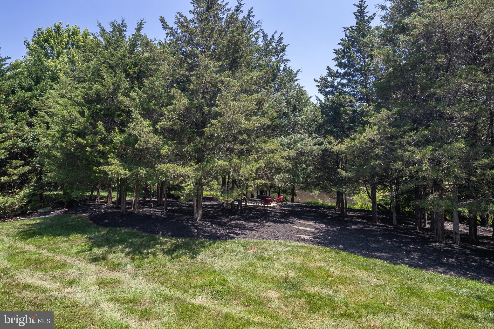 5359 WALKERTON COURT