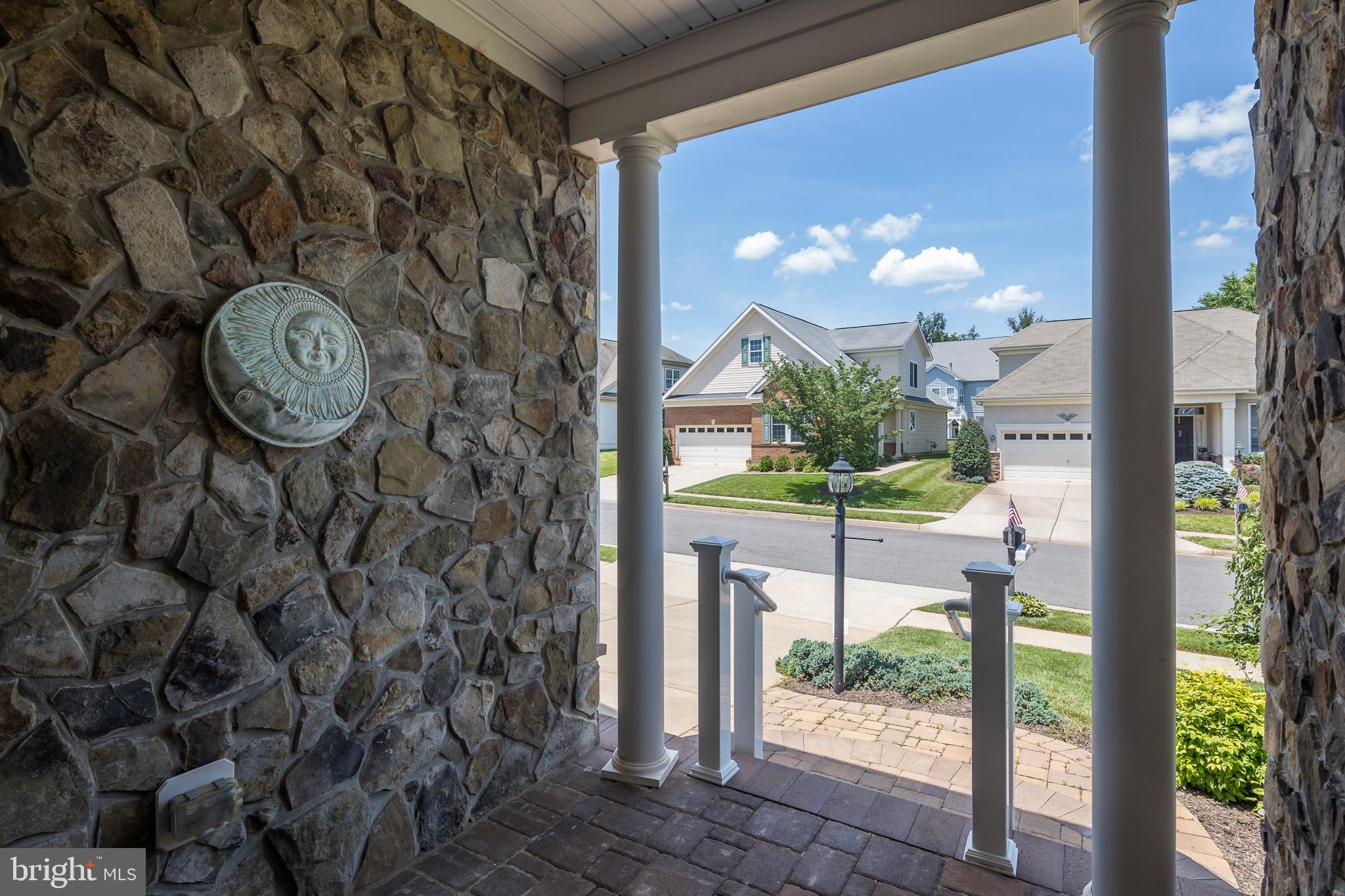 6037 CALUMET COURT