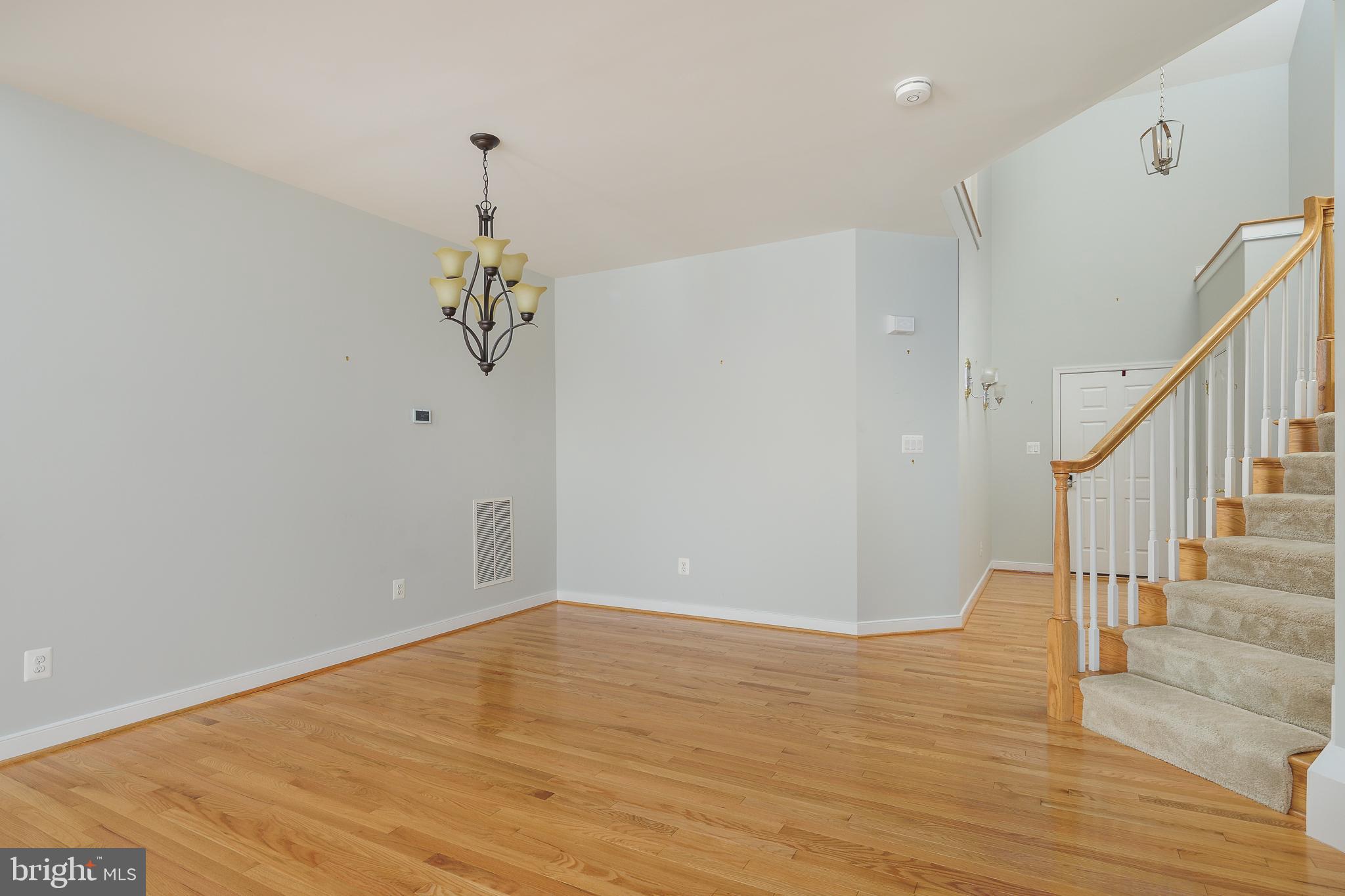 6037 CALUMET COURT