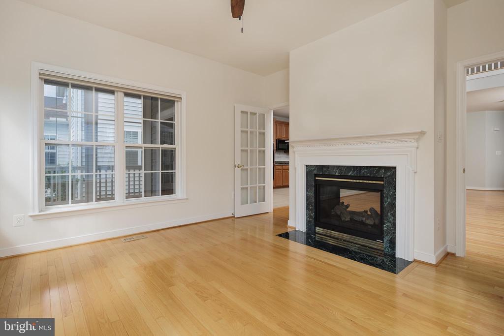 6037 CALUMET COURT