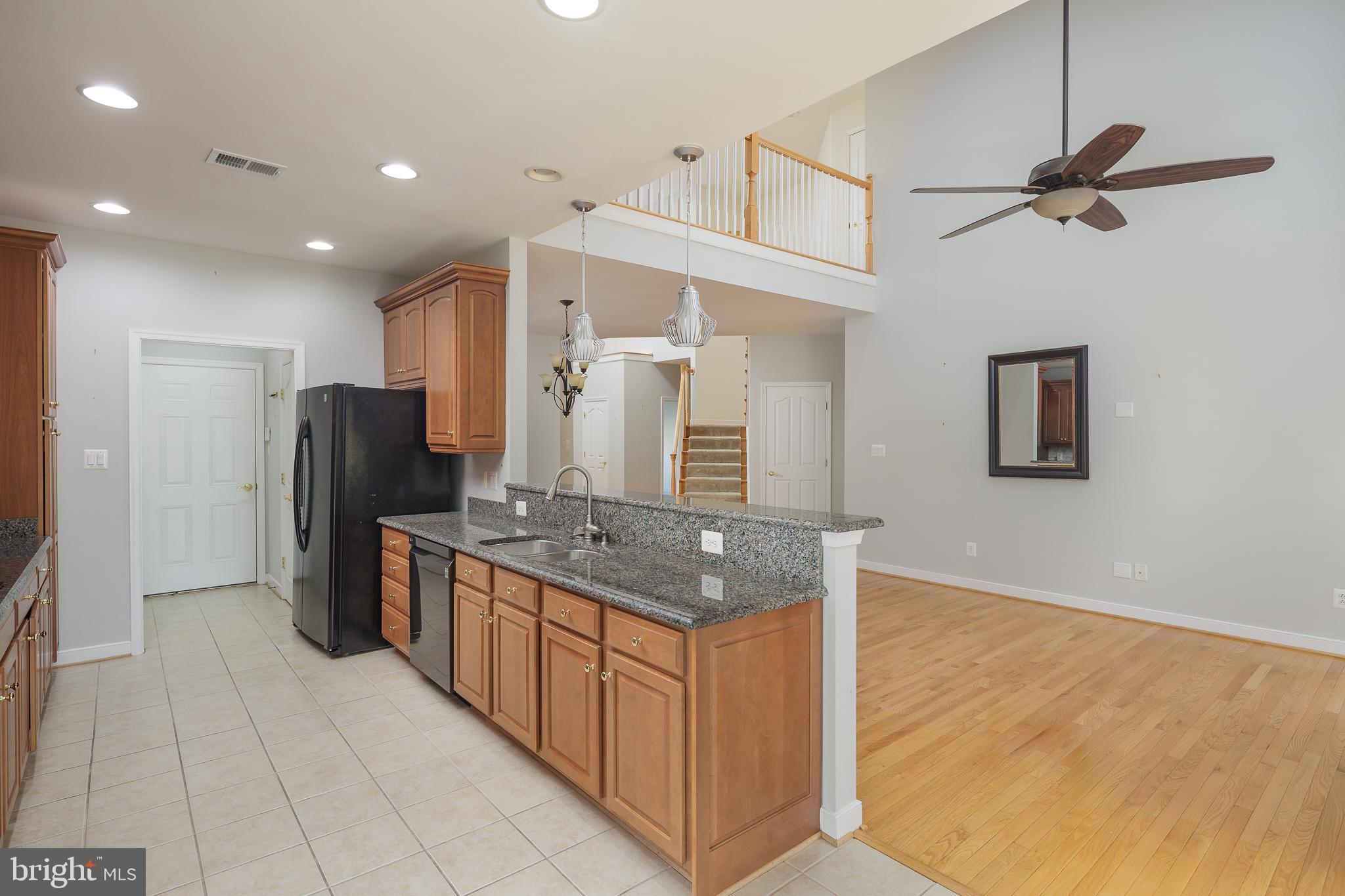 6037 CALUMET COURT