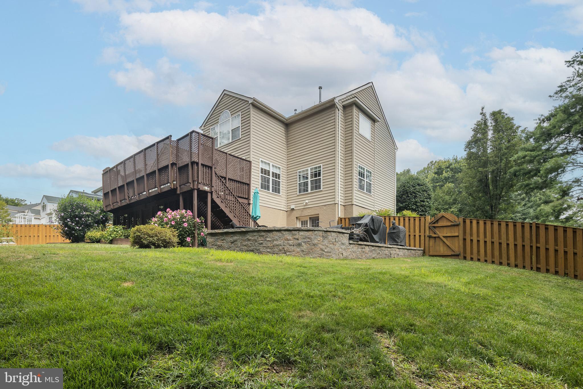 7891 MEADOWGATE DRIVE