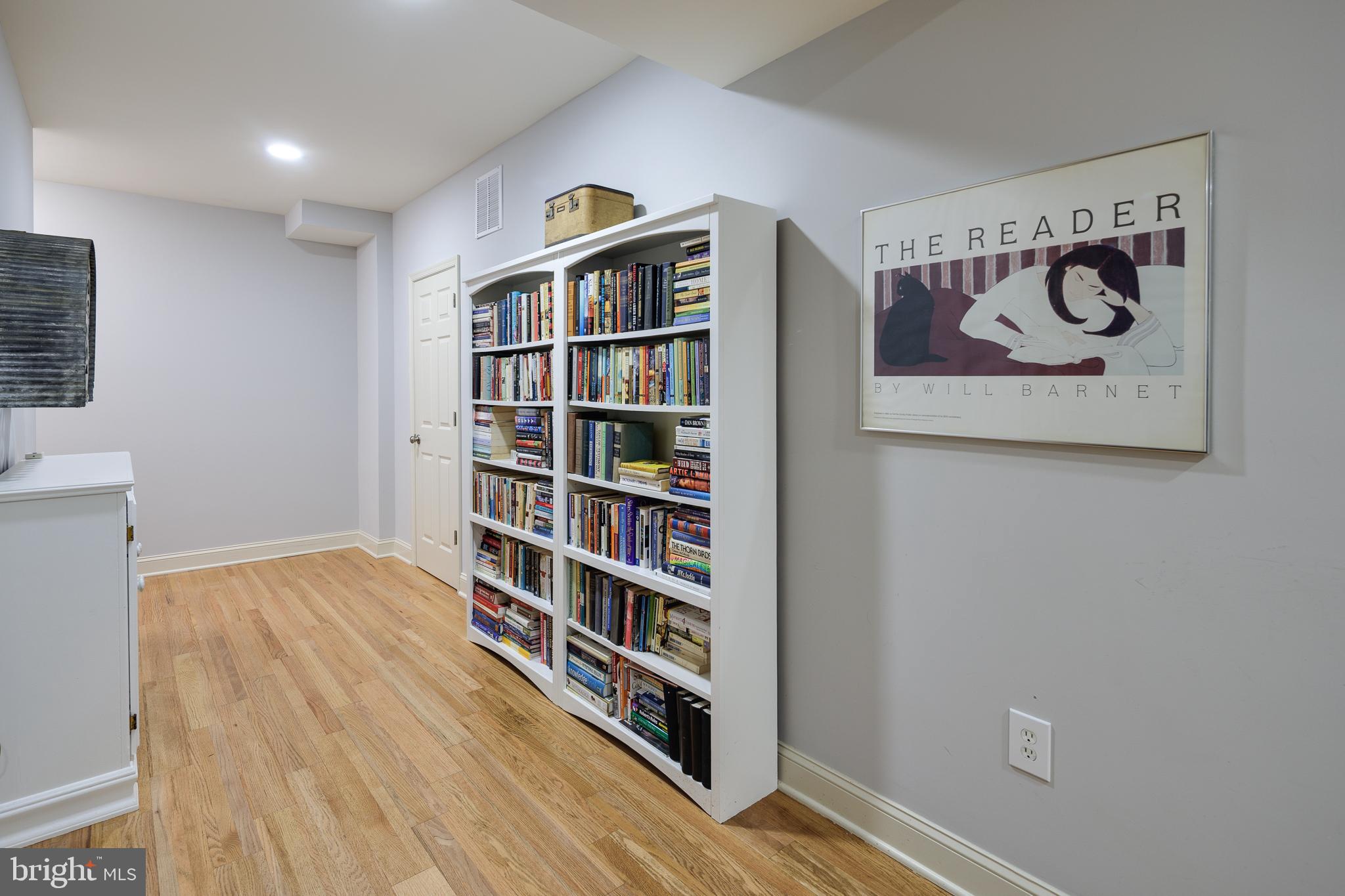 7891 MEADOWGATE DRIVE