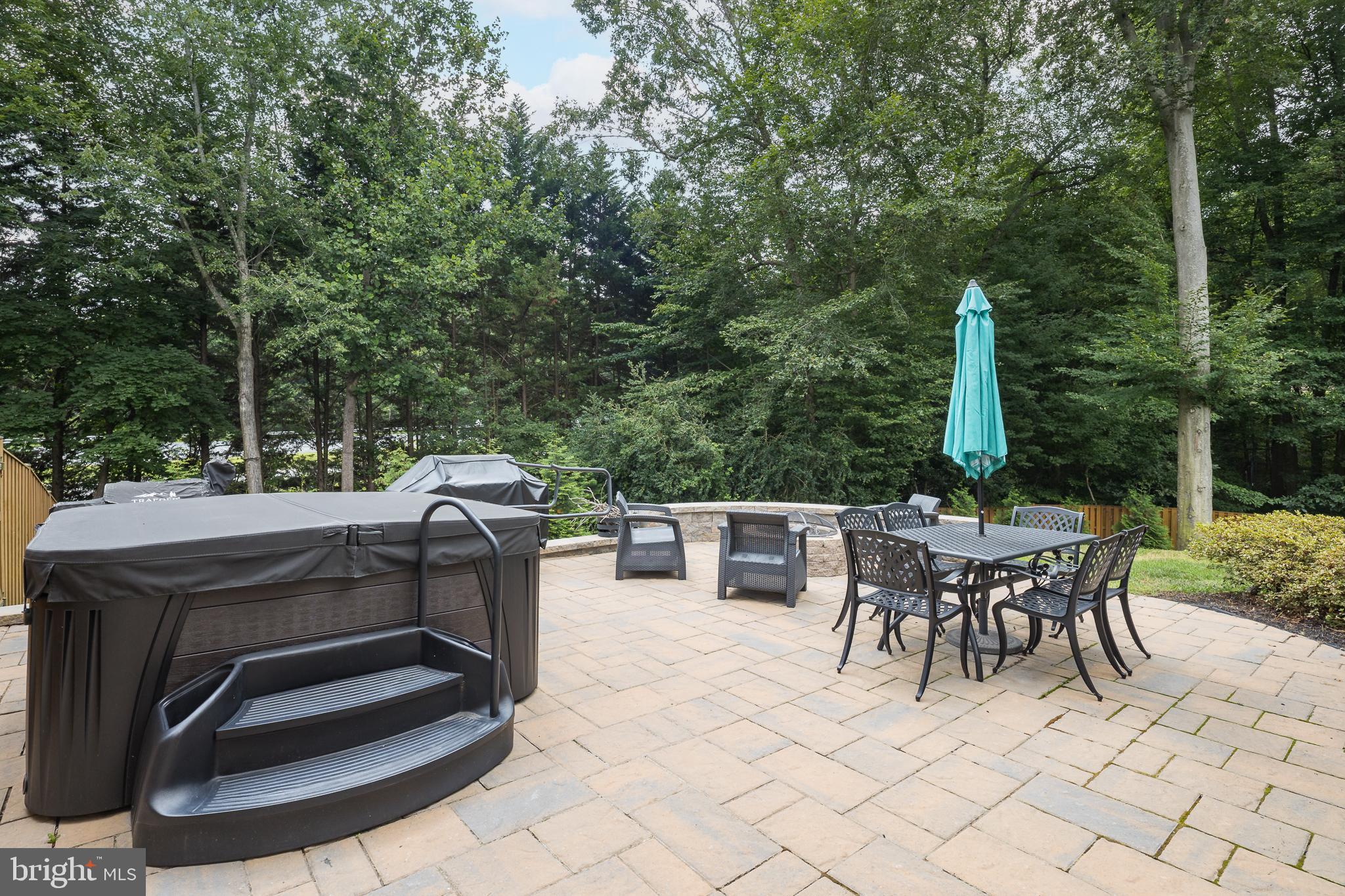 7891 MEADOWGATE DRIVE