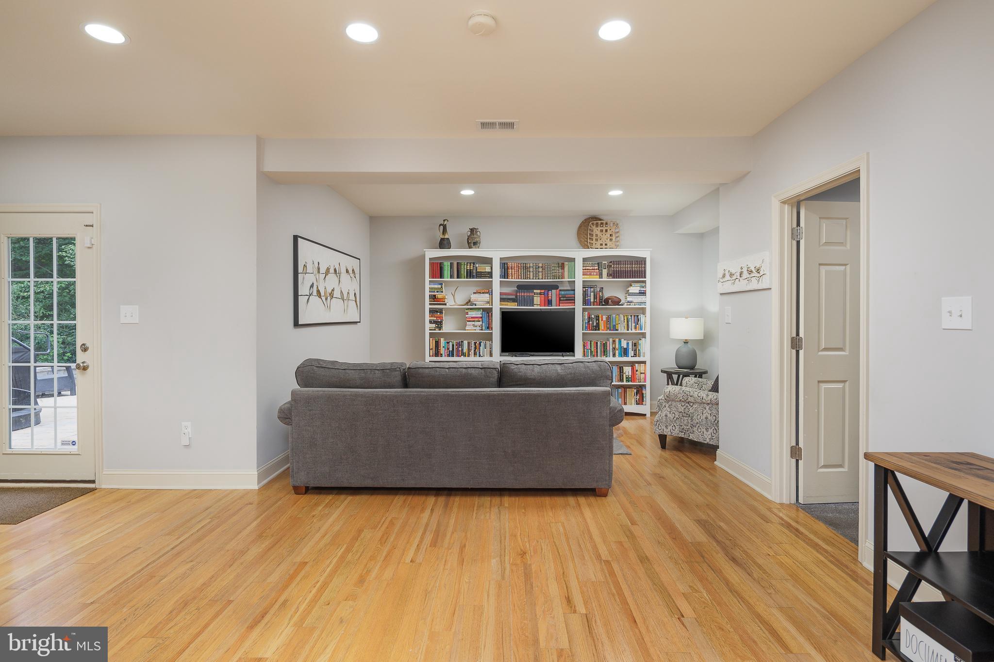 7891 MEADOWGATE DRIVE