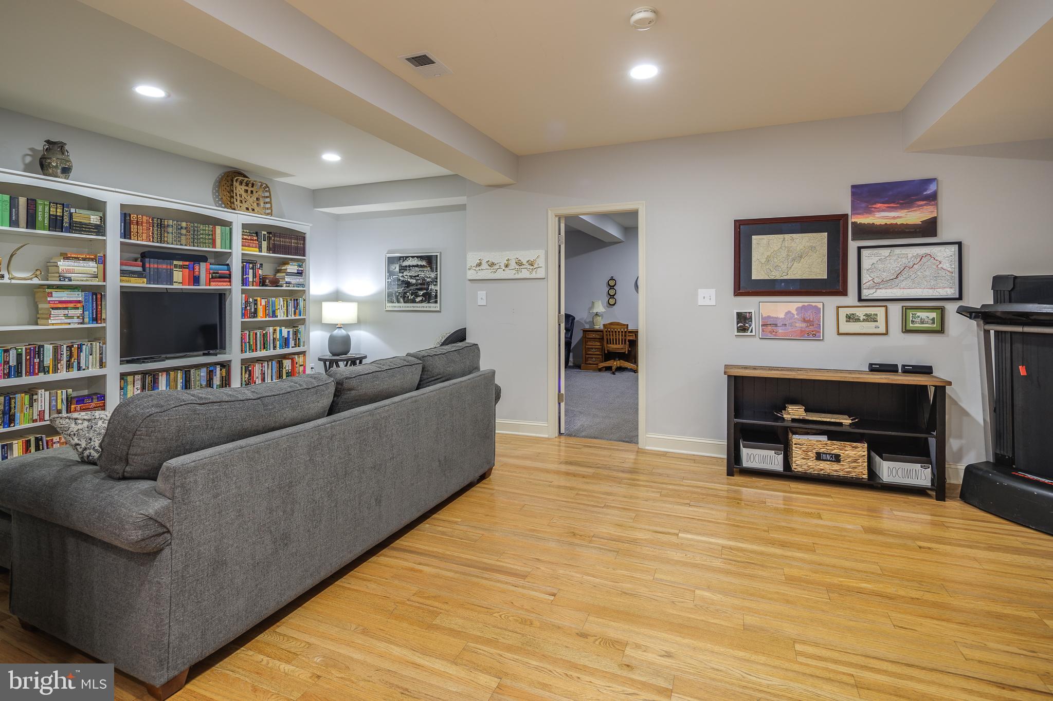 7891 MEADOWGATE DRIVE
