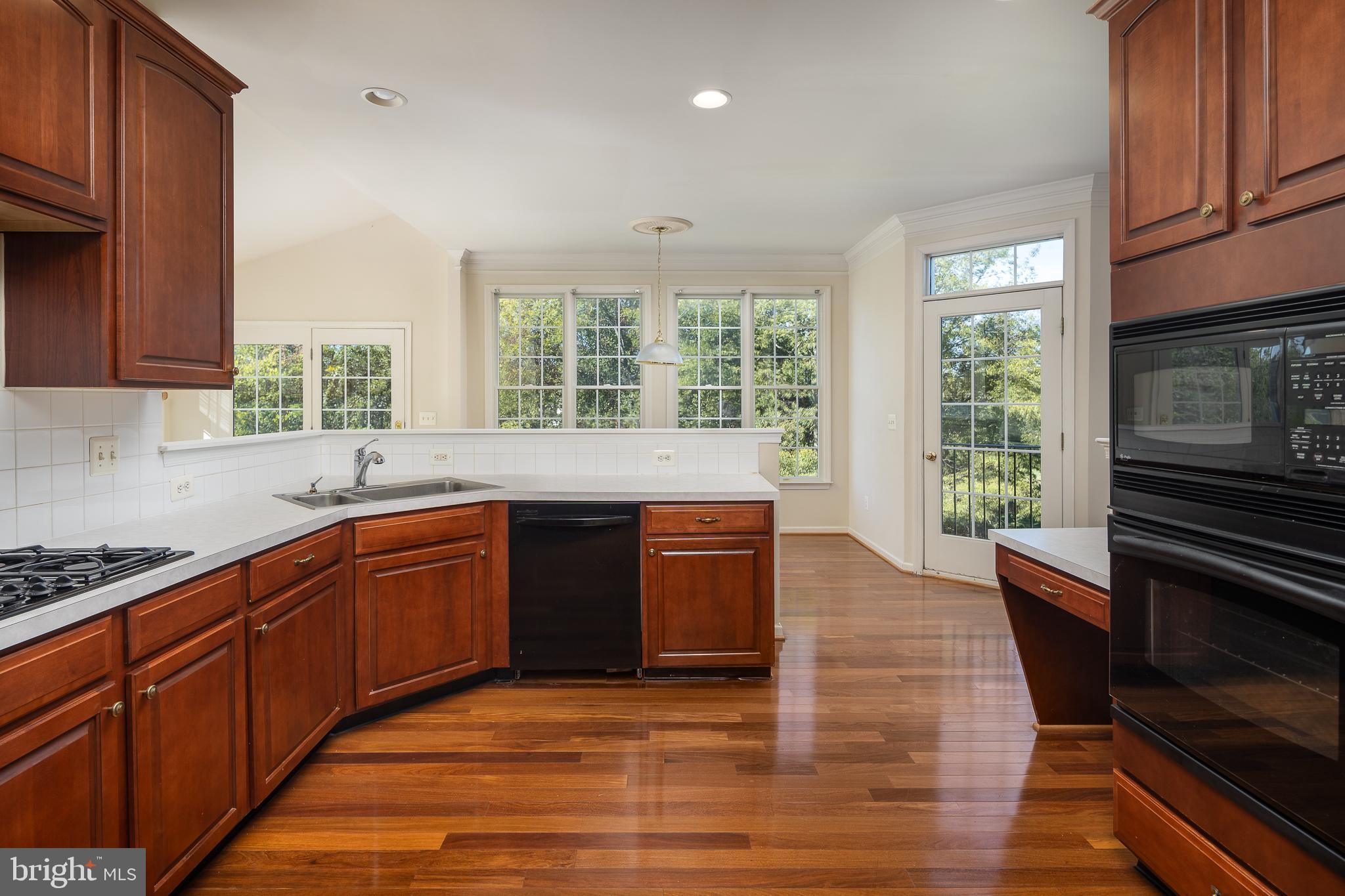 5634 ANNENBERG COURT