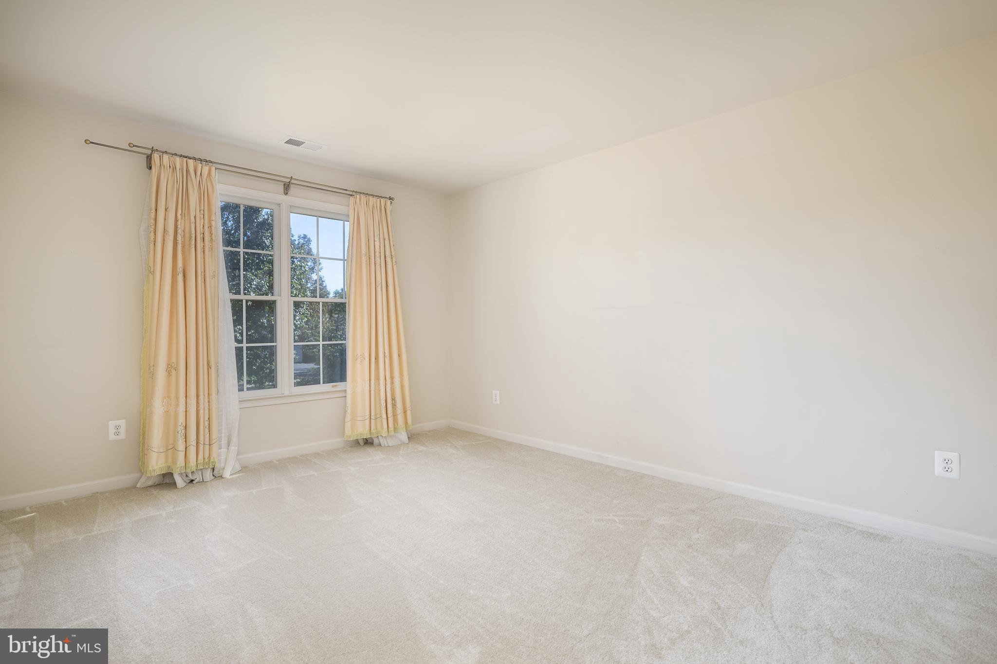 5634 ANNENBERG COURT