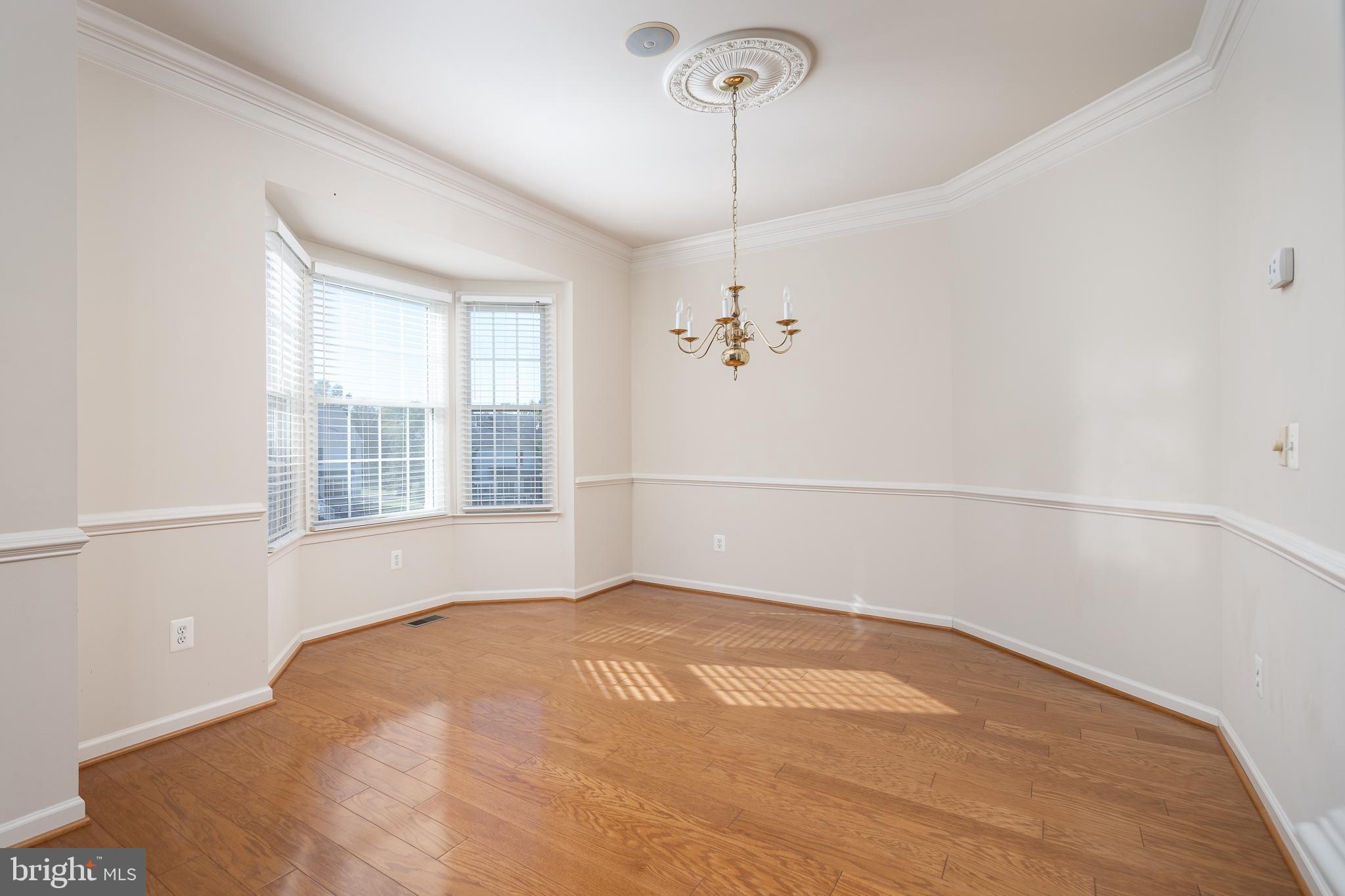 5634 ANNENBERG COURT