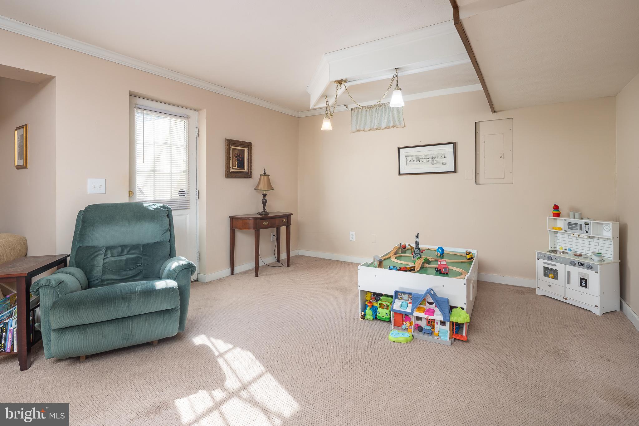 12017 YOUNGTREE COURT