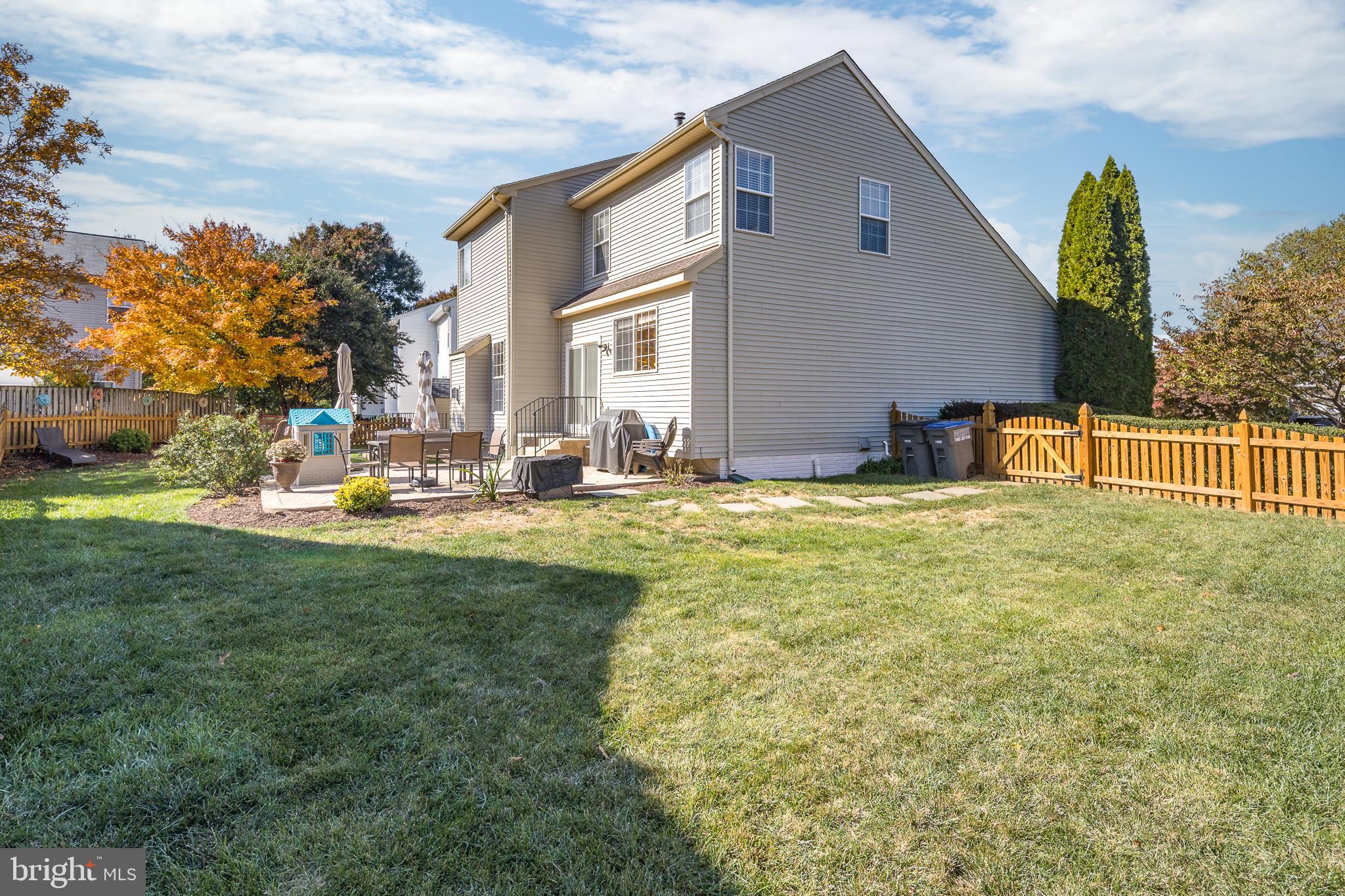 12017 YOUNGTREE COURT