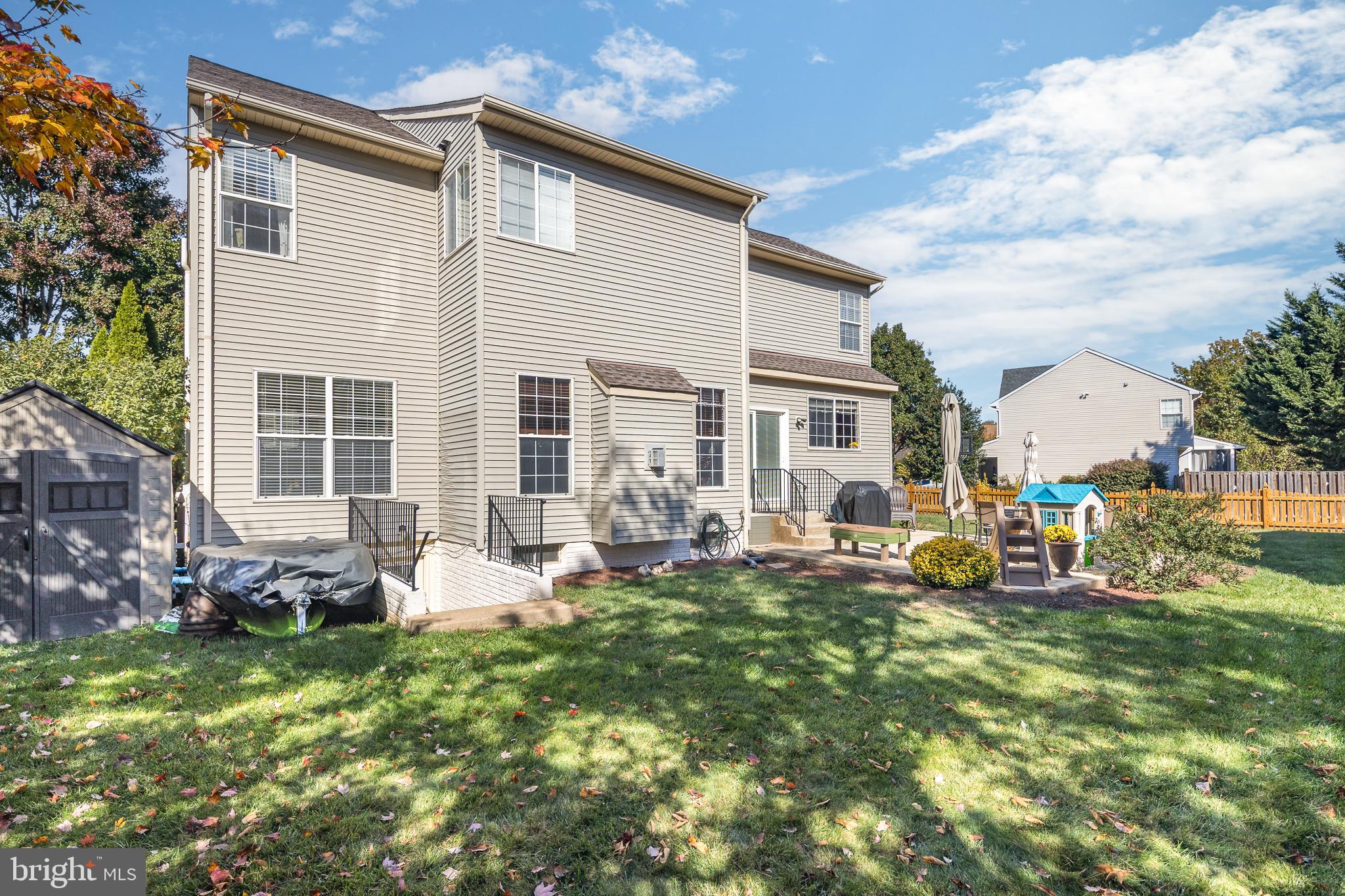 12017 YOUNGTREE COURT