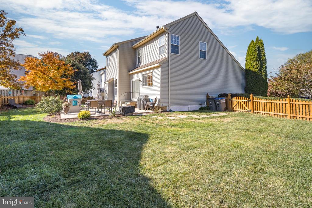 12017 YOUNGTREE COURT