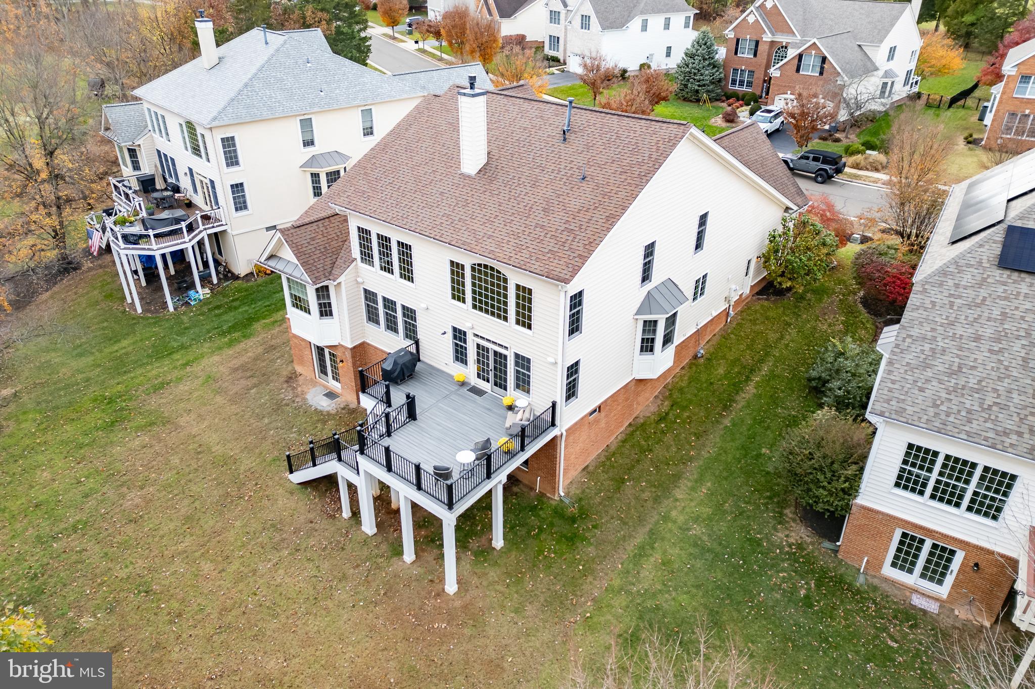 5923 INTERLACHEN COURT