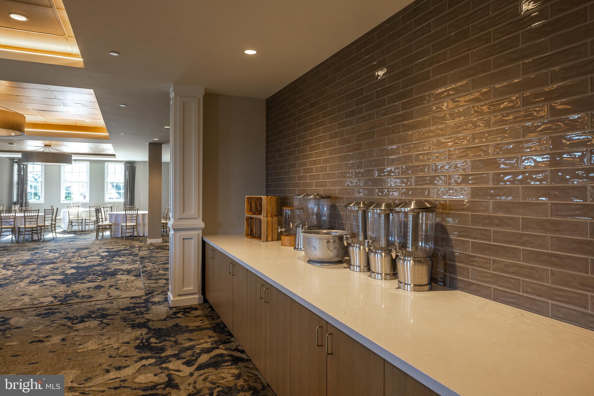 5923 INTERLACHEN COURT