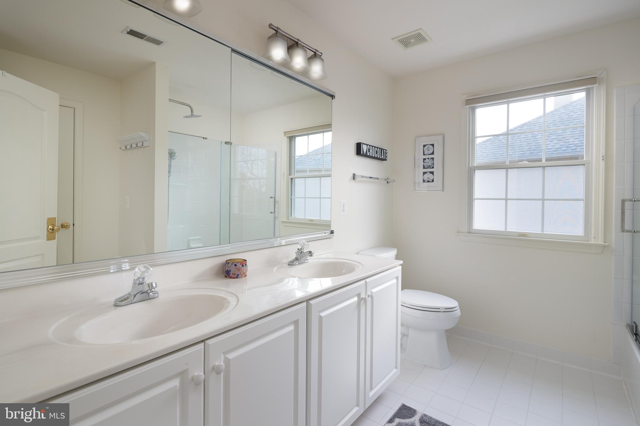 5923 INTERLACHEN COURT