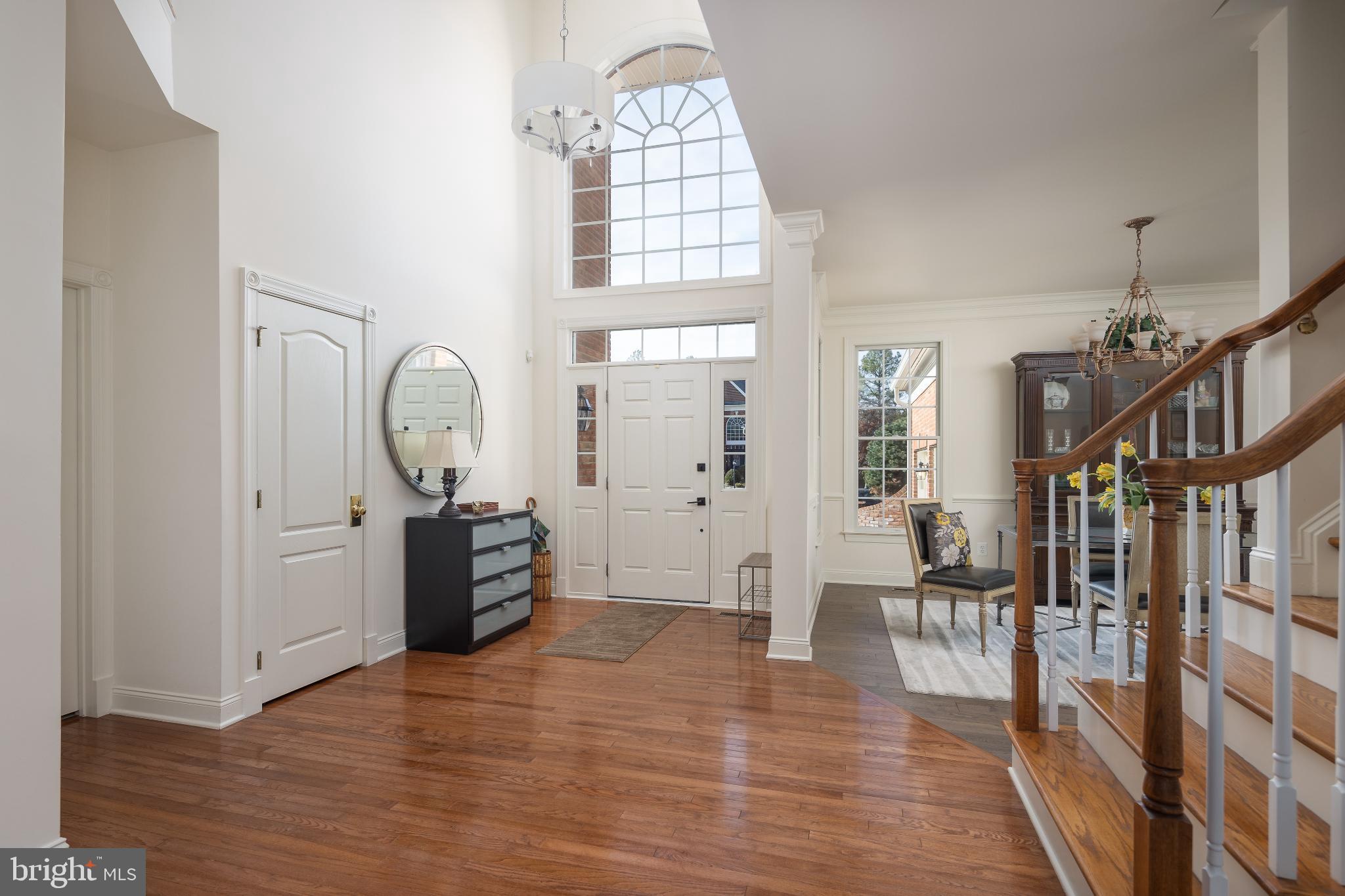 5923 INTERLACHEN COURT