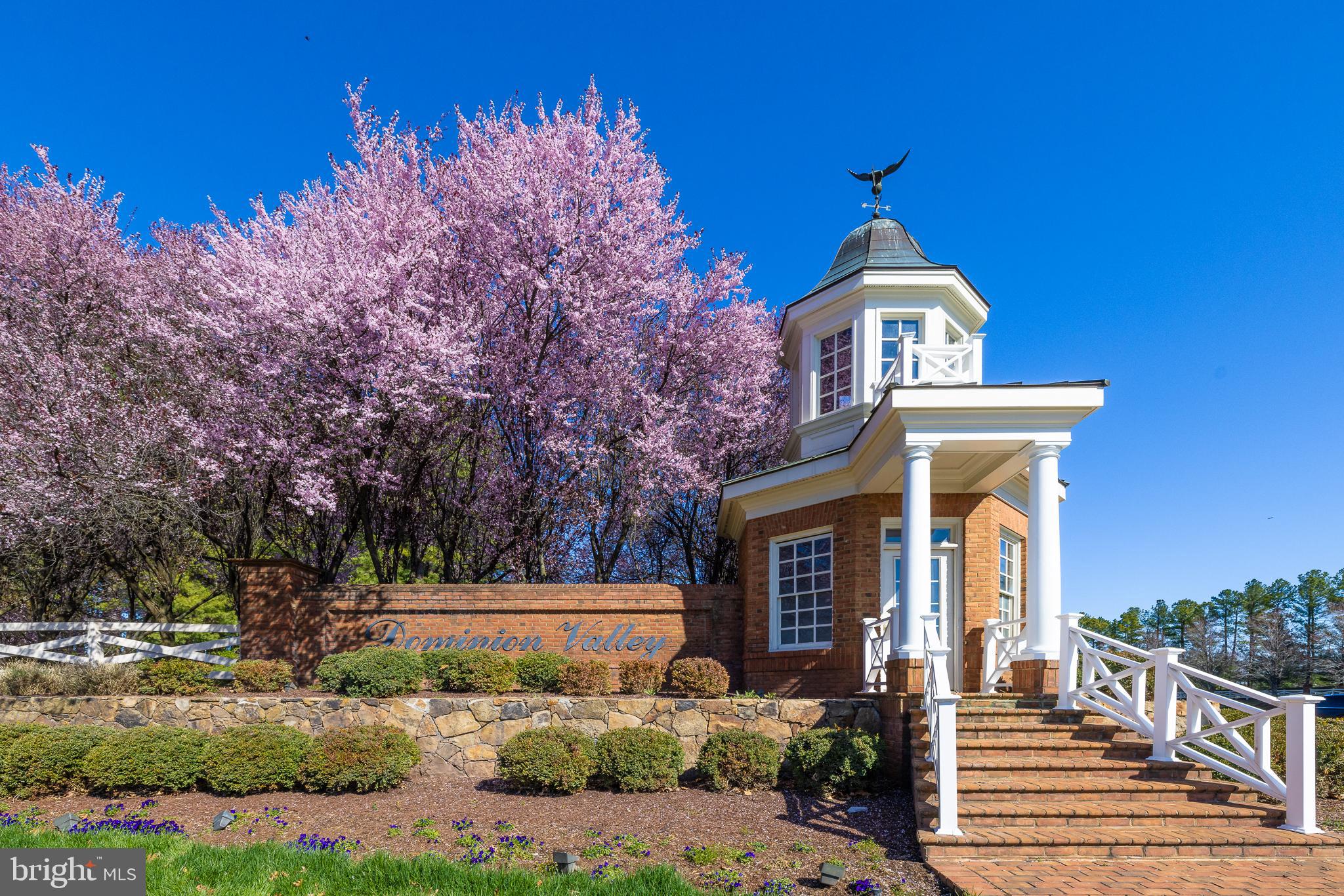 5923 INTERLACHEN COURT