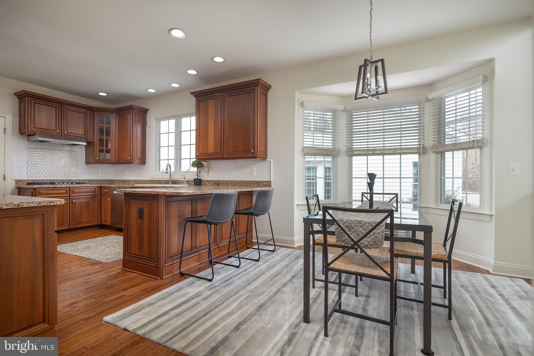 5923 INTERLACHEN COURT