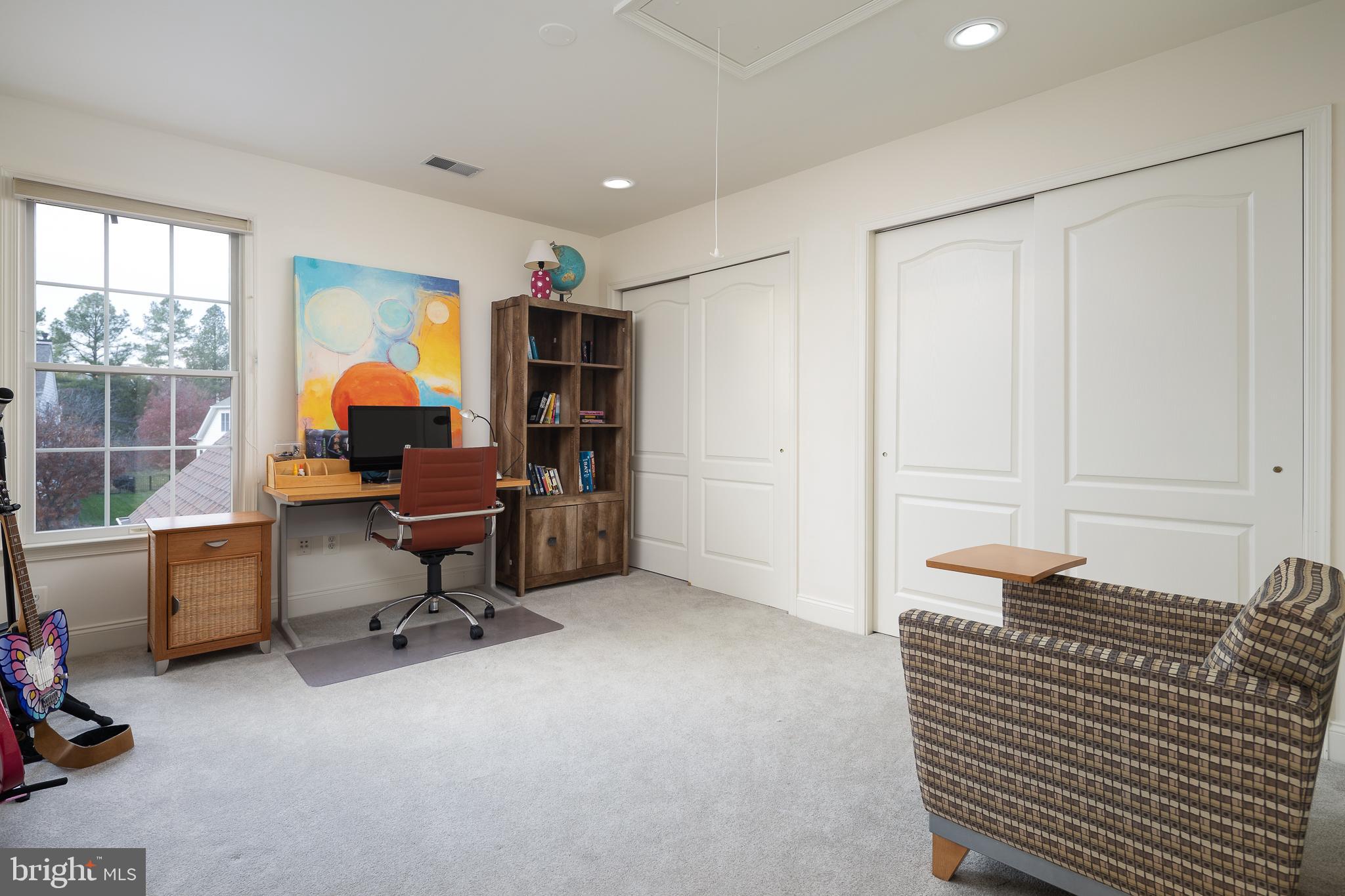 5923 INTERLACHEN COURT