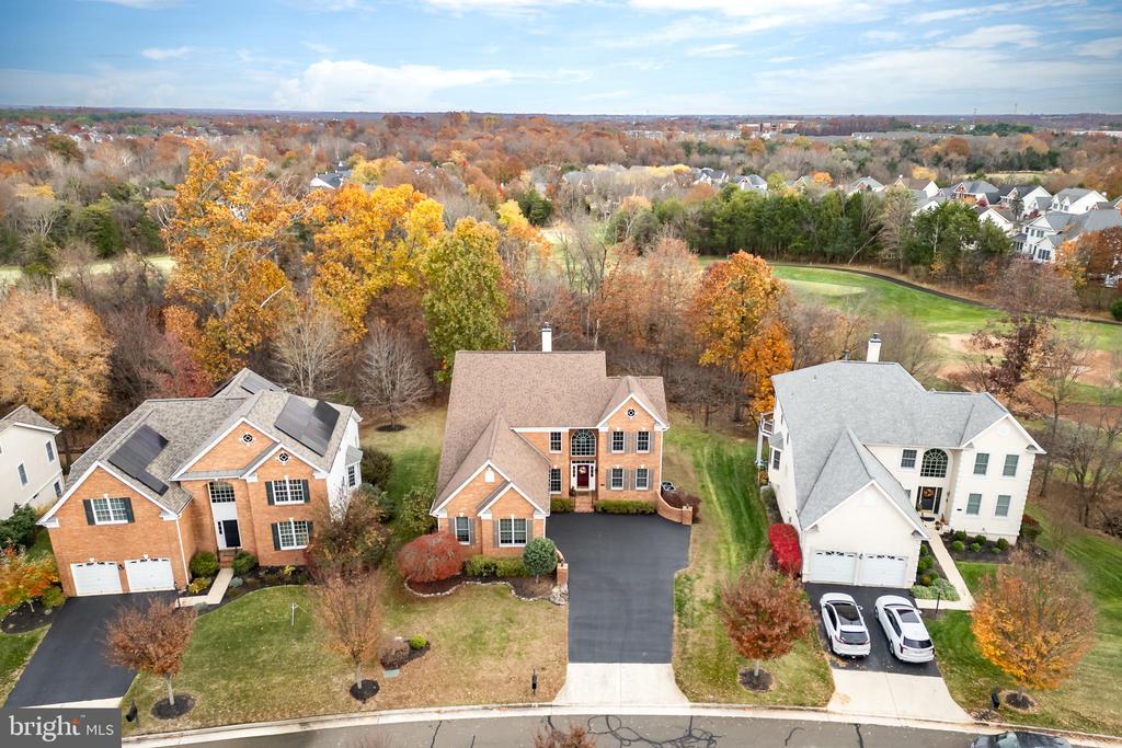 5923 INTERLACHEN COURT