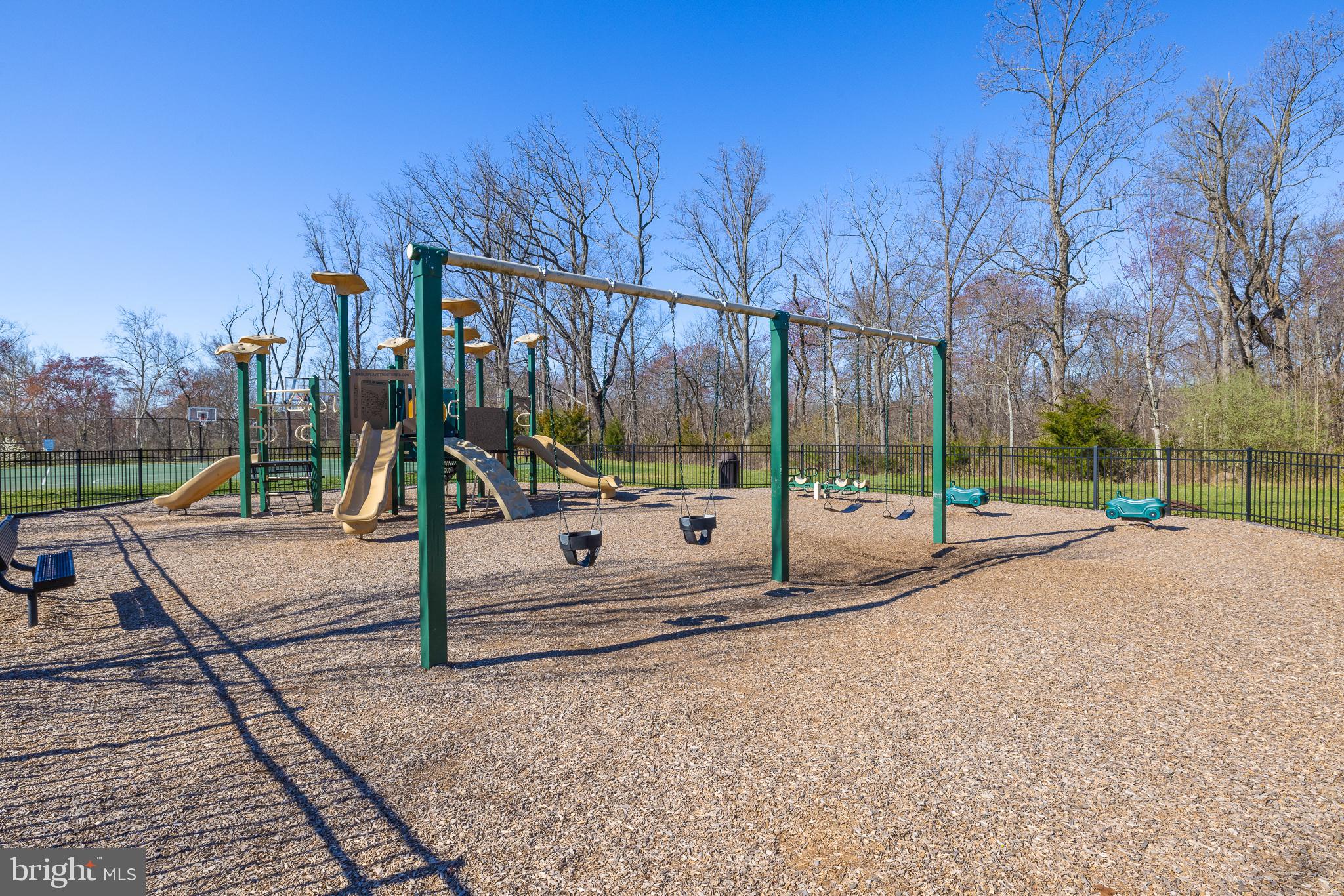 5923 INTERLACHEN COURT