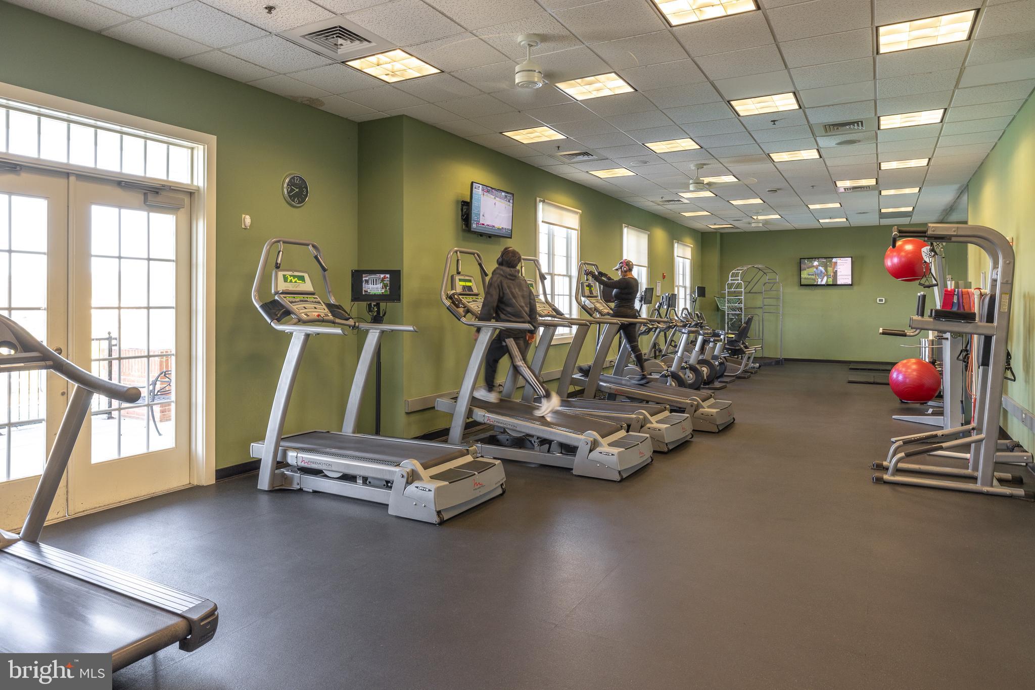 5923 INTERLACHEN COURT