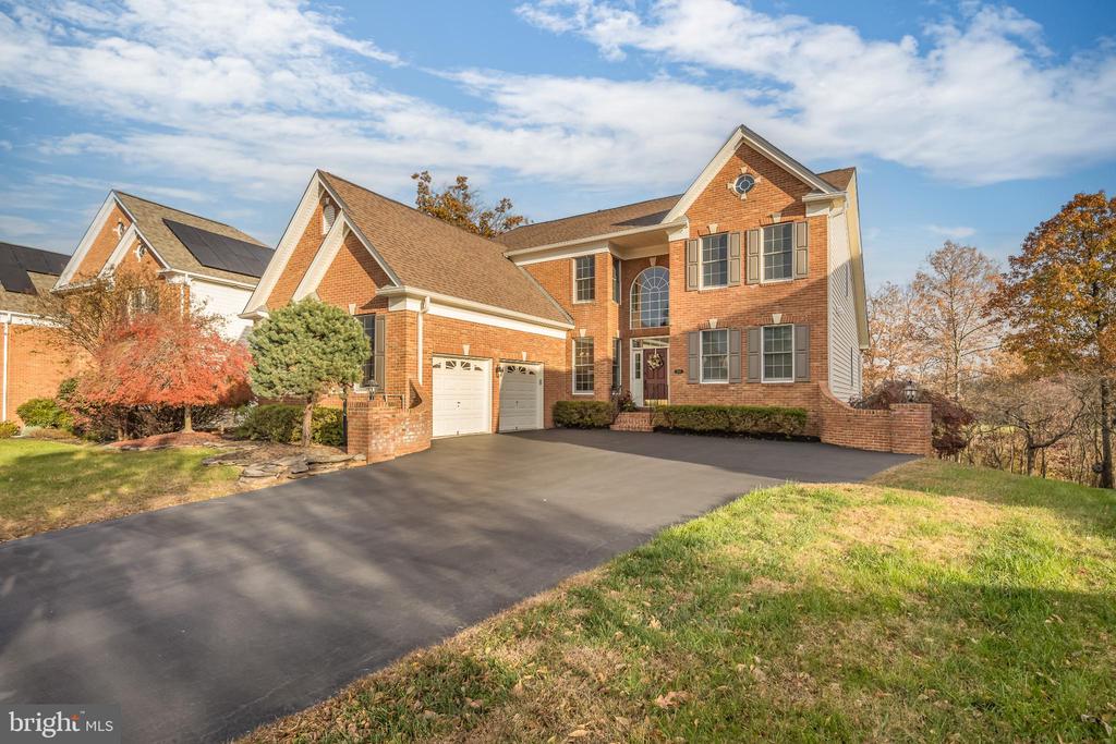 5923 INTERLACHEN COURT