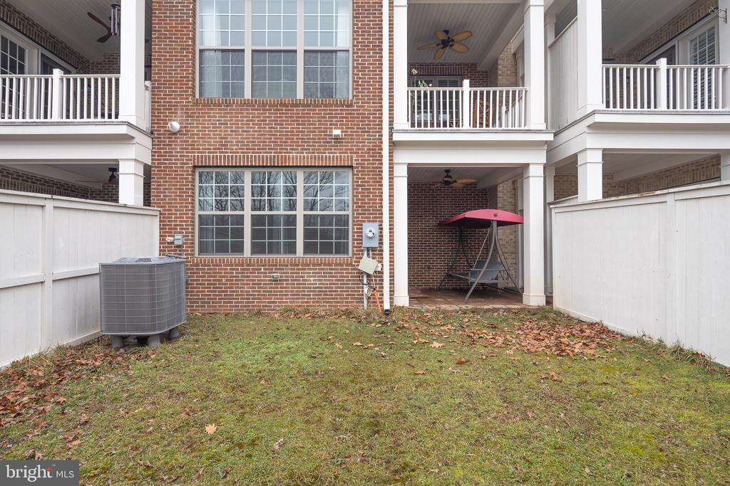 7933 TURTLE CREEK CIRCLE