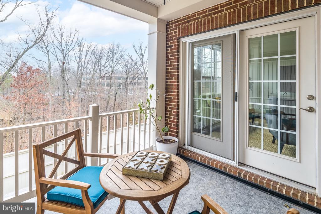 7933 TURTLE CREEK CIRCLE