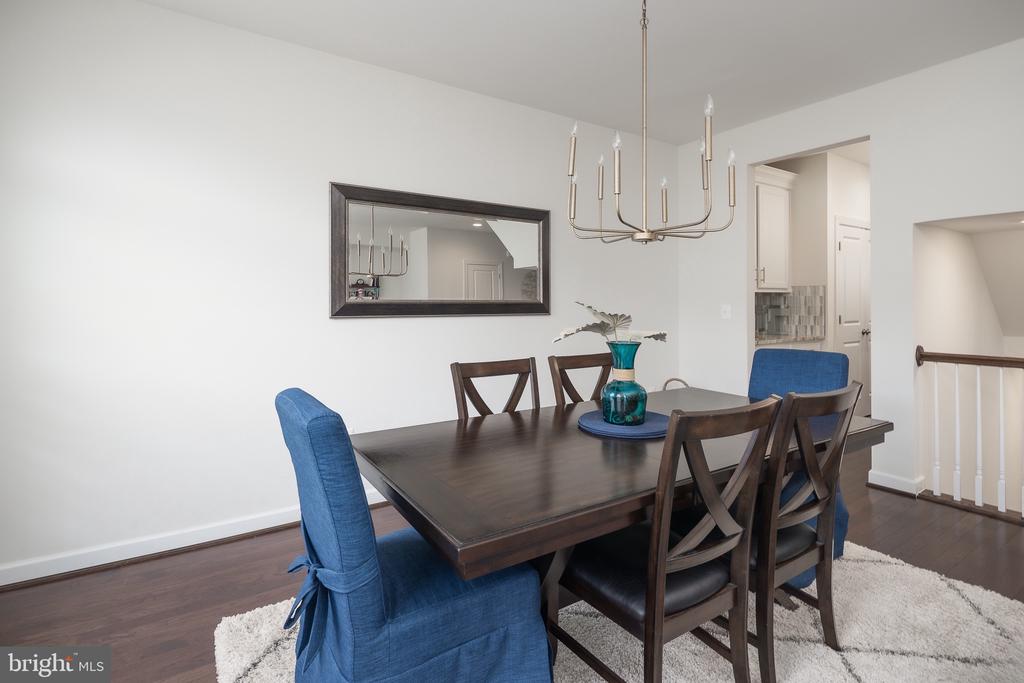 7933 TURTLE CREEK CIRCLE