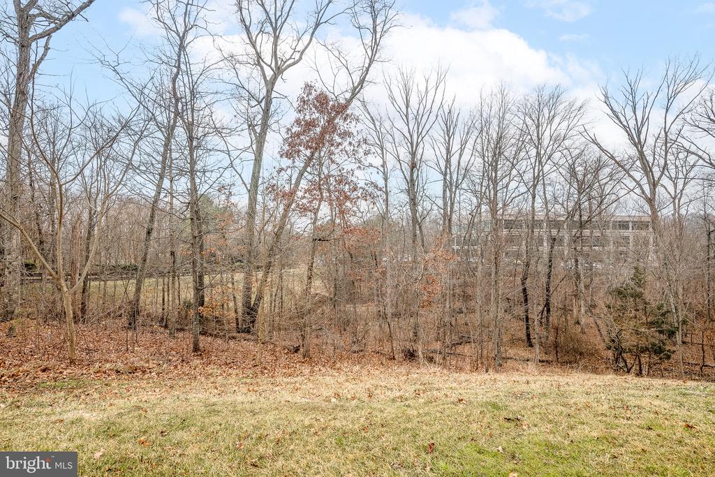 7933 TURTLE CREEK CIRCLE