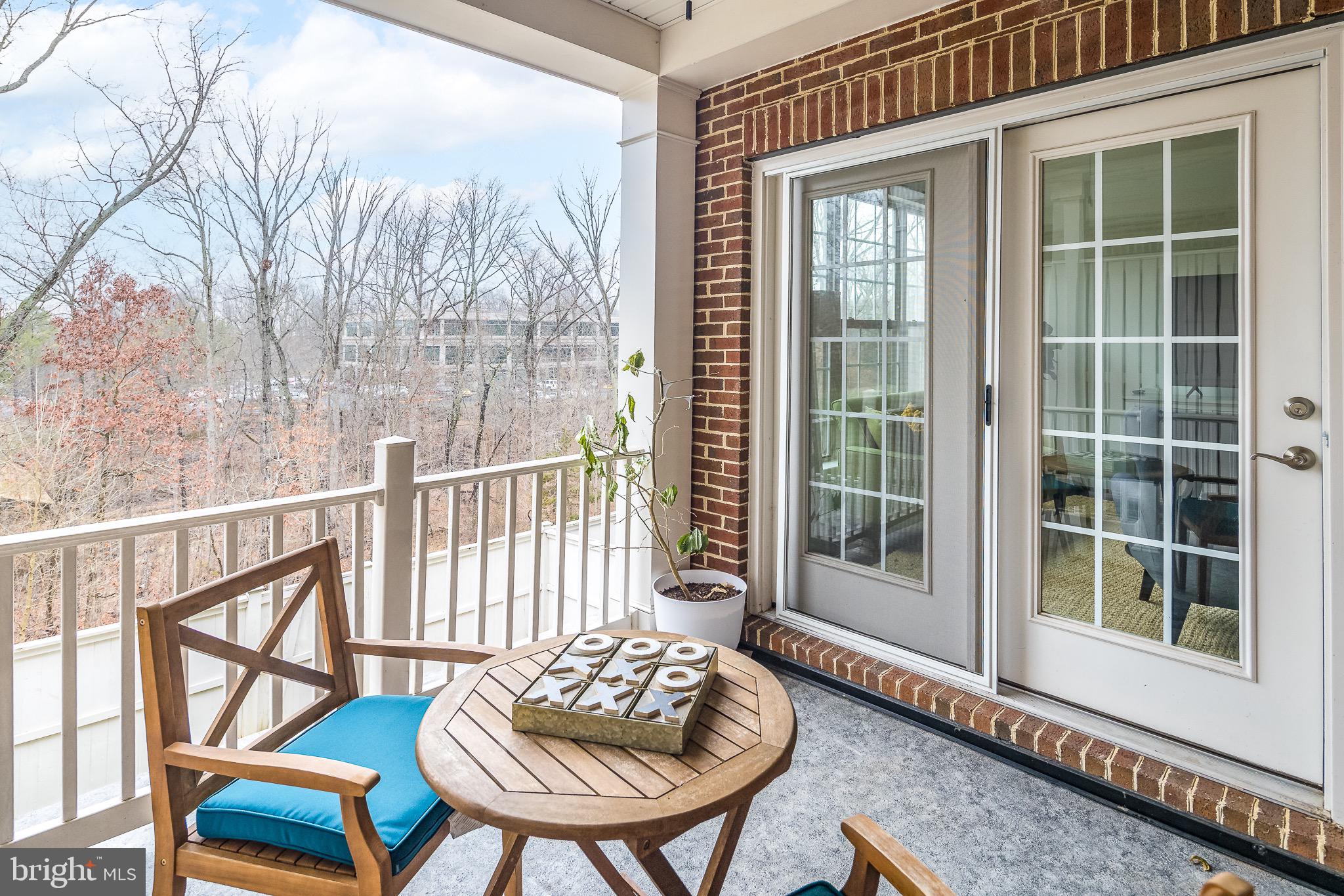 7933 TURTLE CREEK CIRCLE