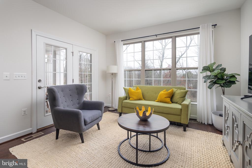 7933 TURTLE CREEK CIRCLE