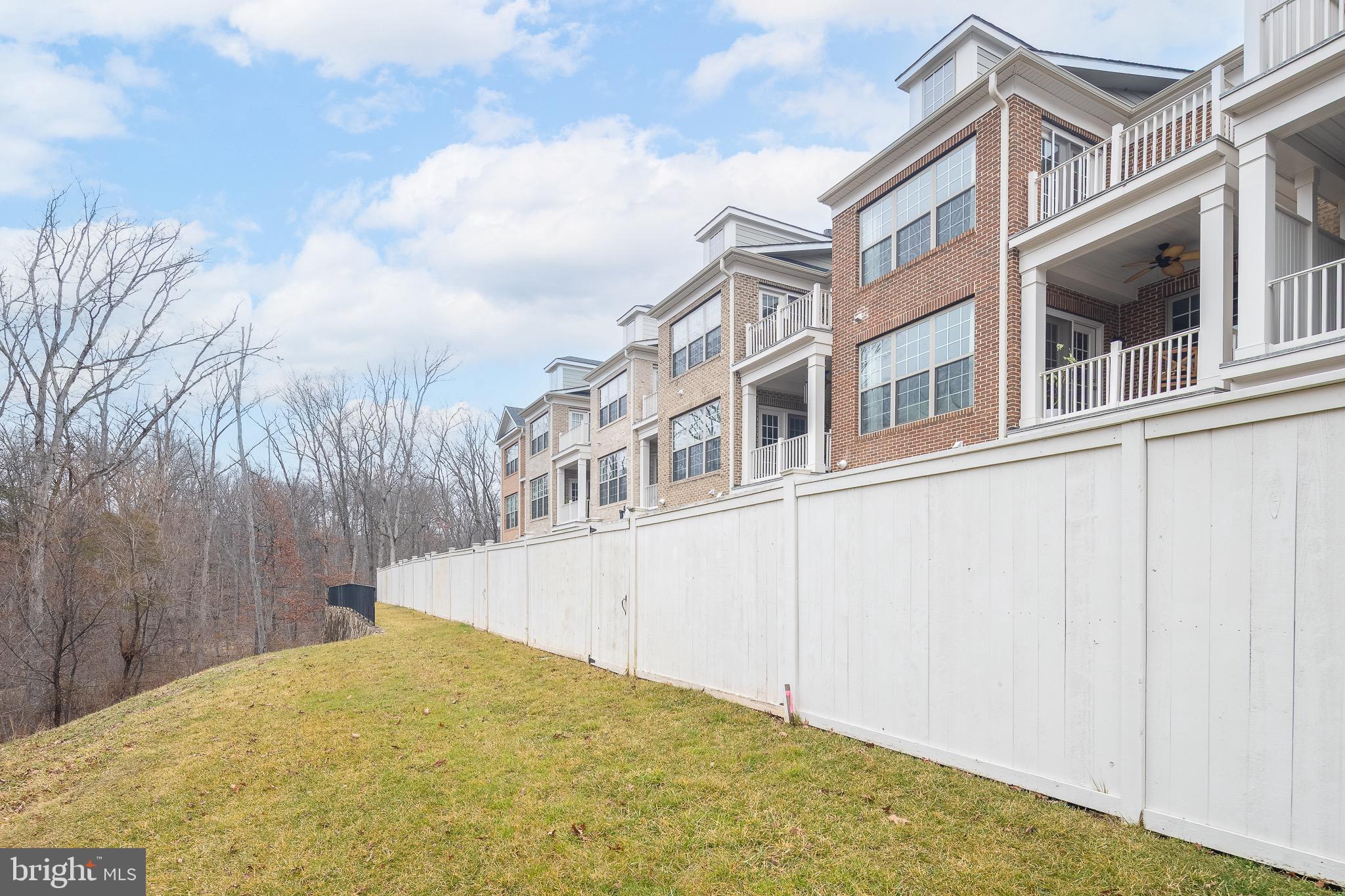 7933 TURTLE CREEK CIRCLE